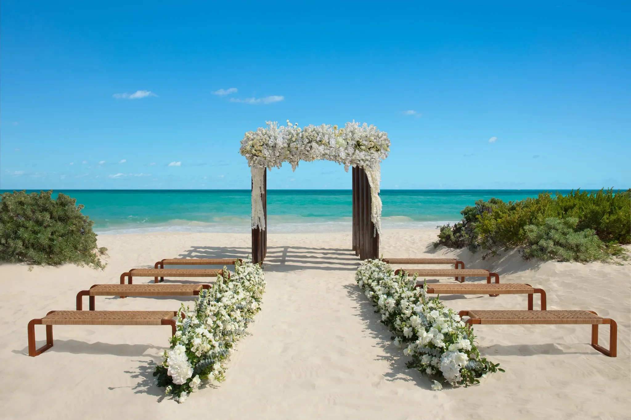 SEPBC-WED-Beach-Ceremony-1A-CB.webp