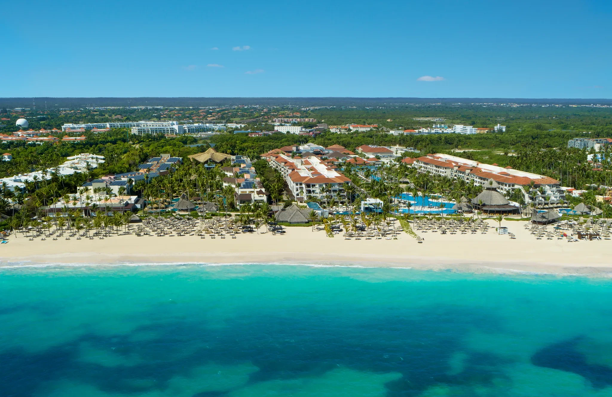 SERPC-EXT-Aerial-TwoResorts-1A-CB.webp