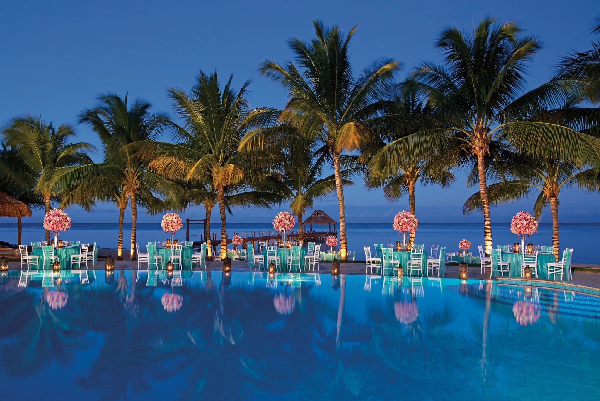 SEACZ-GRP-GalaDinner-PoolBeach-1-CB.jpeg