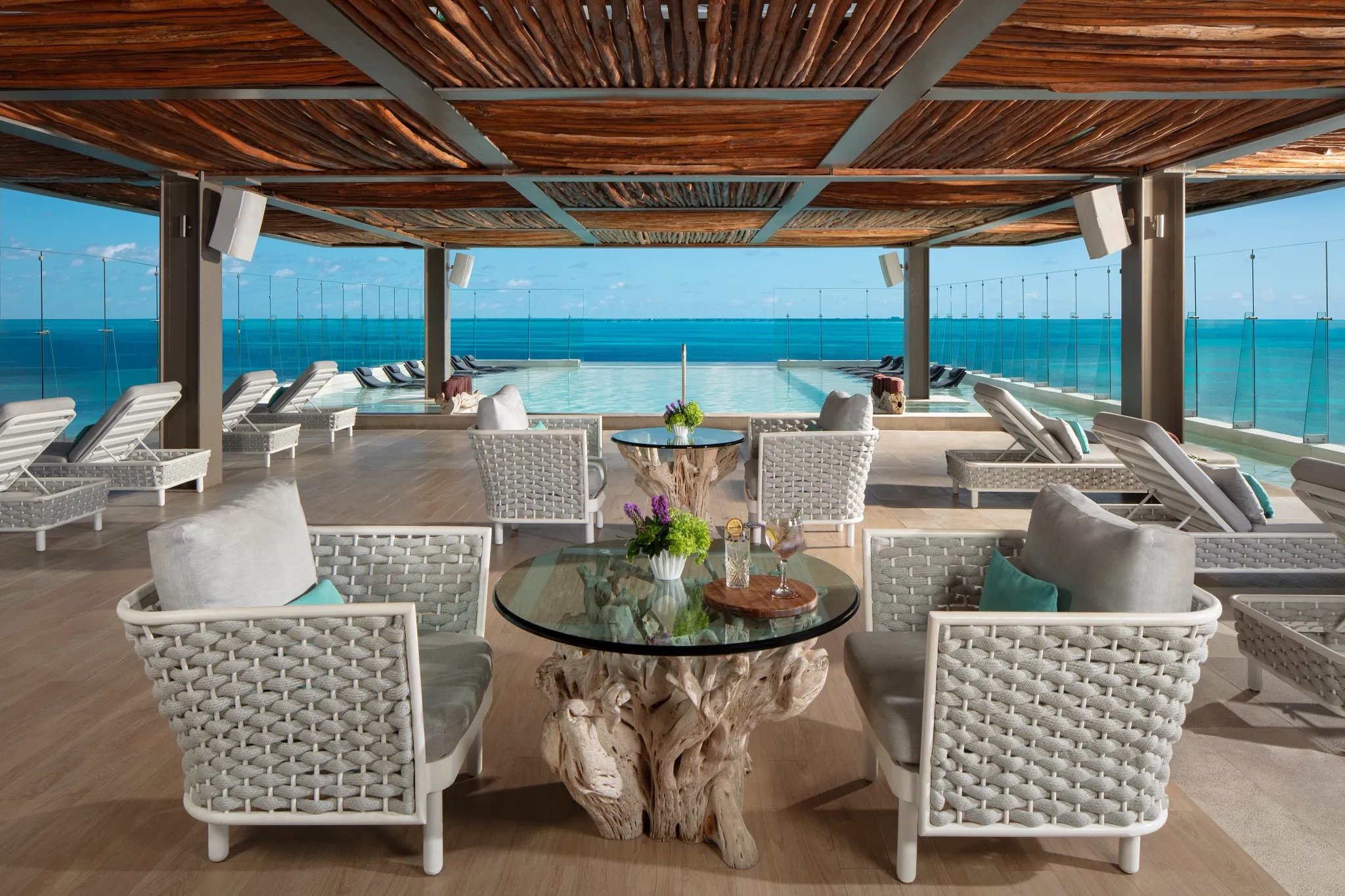 DREVC-PC-RooftopPool-Lounge2-4A-CB.jpeg