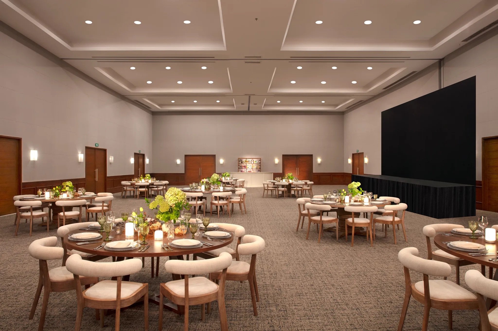 DRELC-GRP-Ballroom-Reception-Setup-3A-CB.jpeg