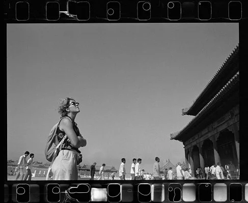 来到东方古国的客人 1988年，北京故宫.png