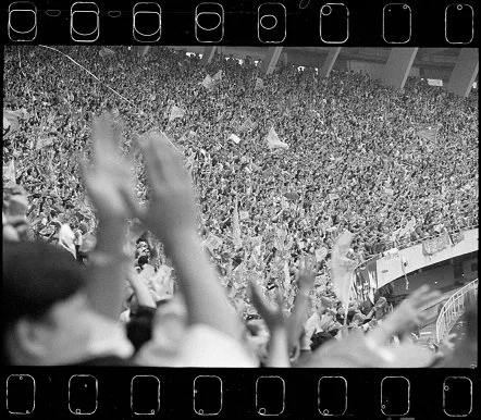 中国最有影响力的足球赛 1997年 成都体育场.png