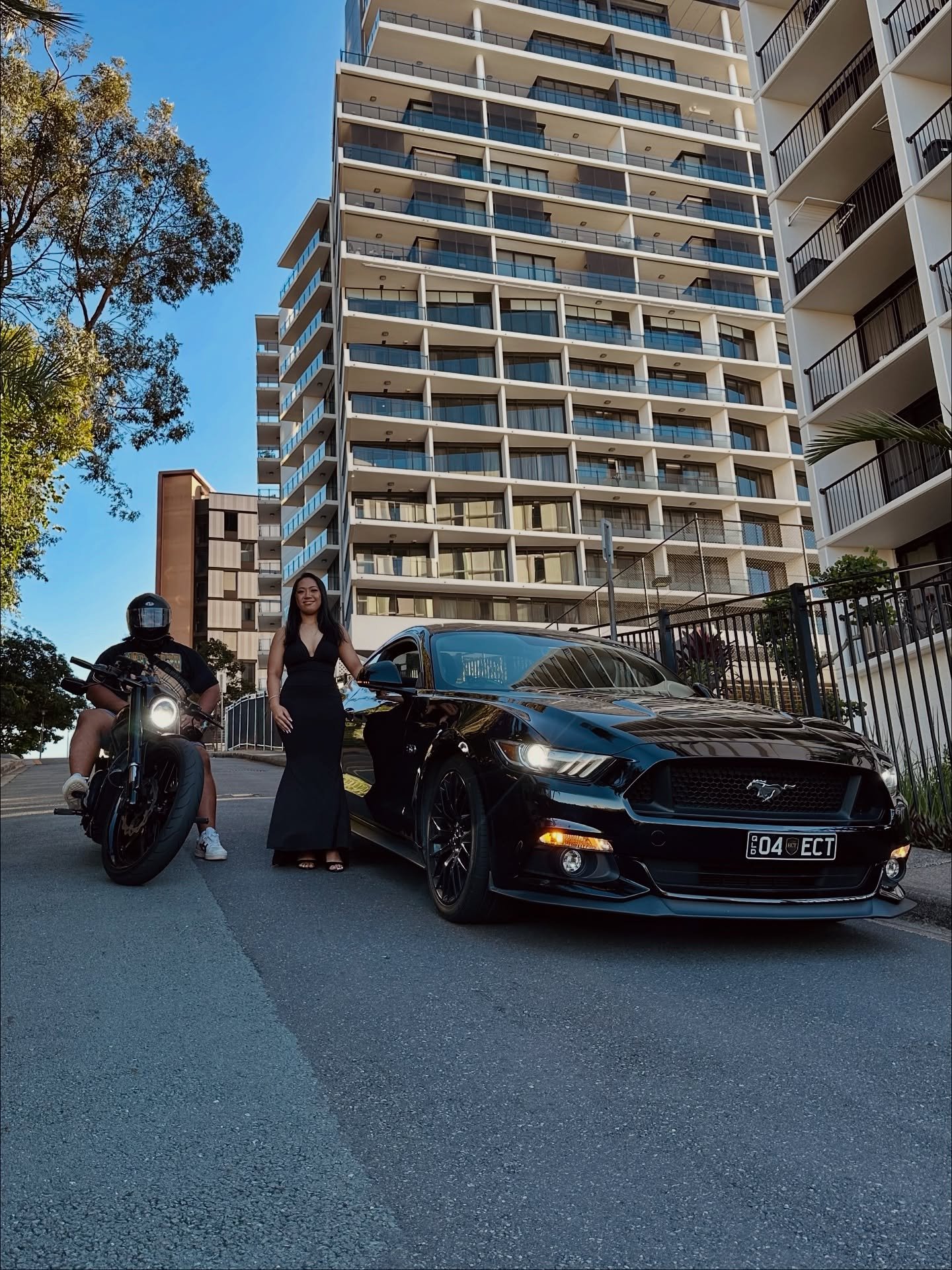 Rolling up to formal in full blackout mode 🖤
Mustang + Bike combo hitting different tonight.
.
.
.
.
.
.
#exoticcartravels #fordmustanggt #mustanggt #v8 #brisbane #goldcoast #birthdaysuprise #musclecar #luxurycarrental #exoticcarrental #luxurycars