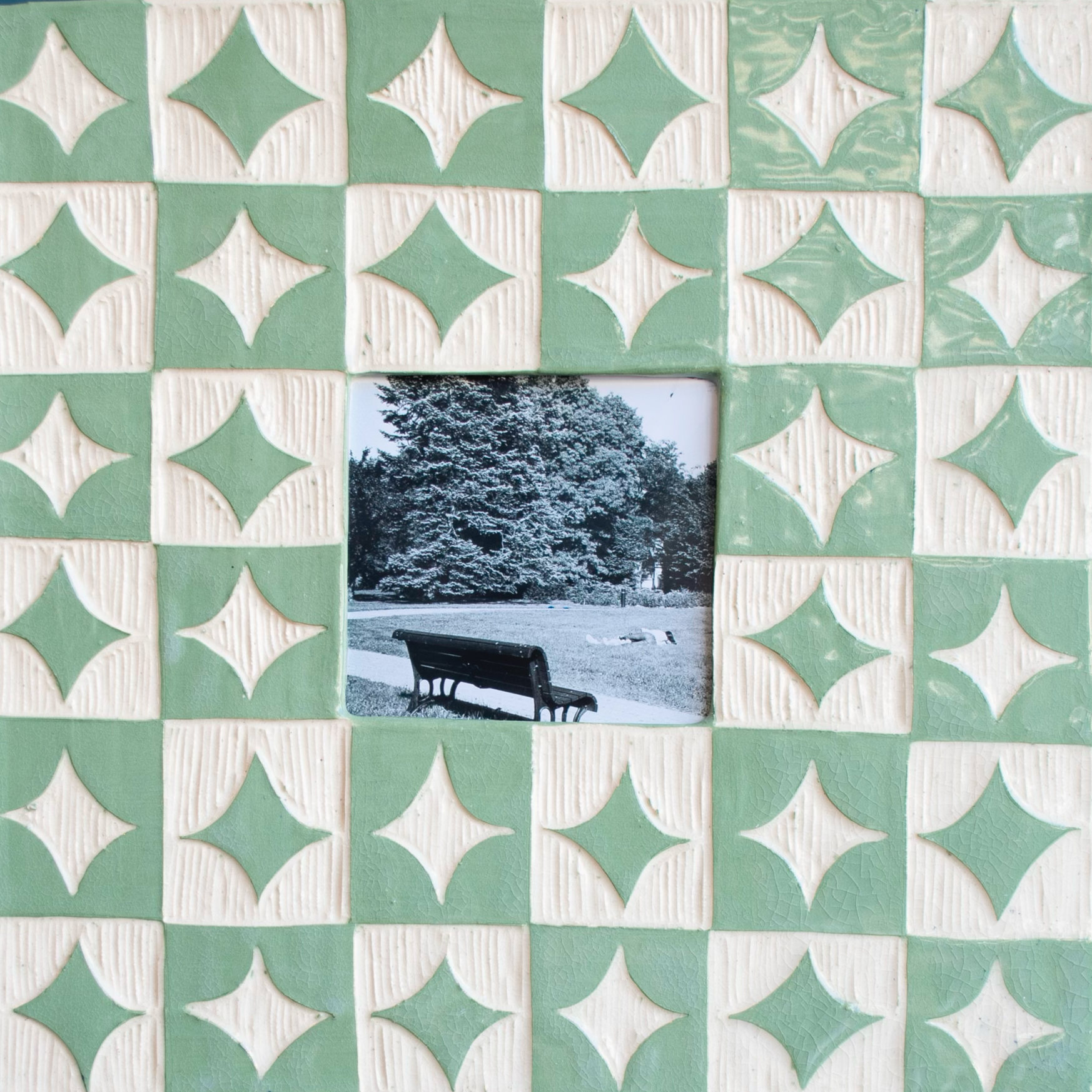 star frame in pale green