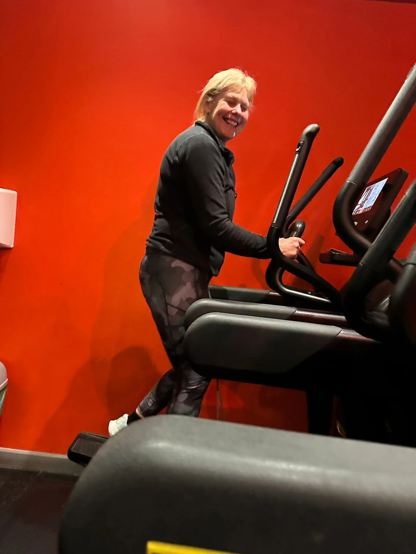 Proof that cardio doesn&rsquo;t have to be miserable 😄

Smiles, sweat, and a steady climb on the cross trainer 💪🔥
Move your body, lift your mood - that&rsquo;s what we&rsquo;re about at Fuse.

Who else feels better after a session? 👇

#FuseGym #S