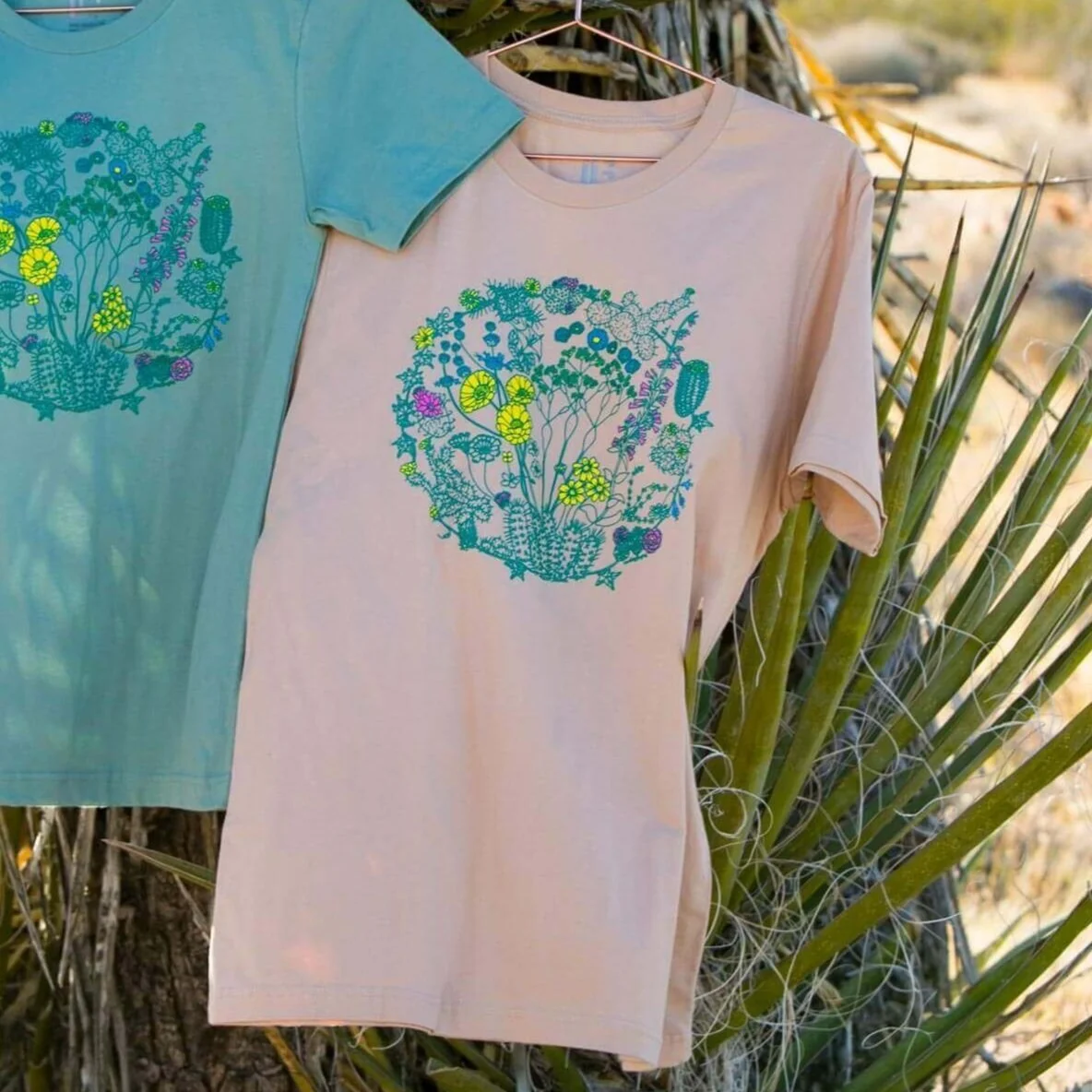 Flowers in the Wild T-shirt - Sand Dune