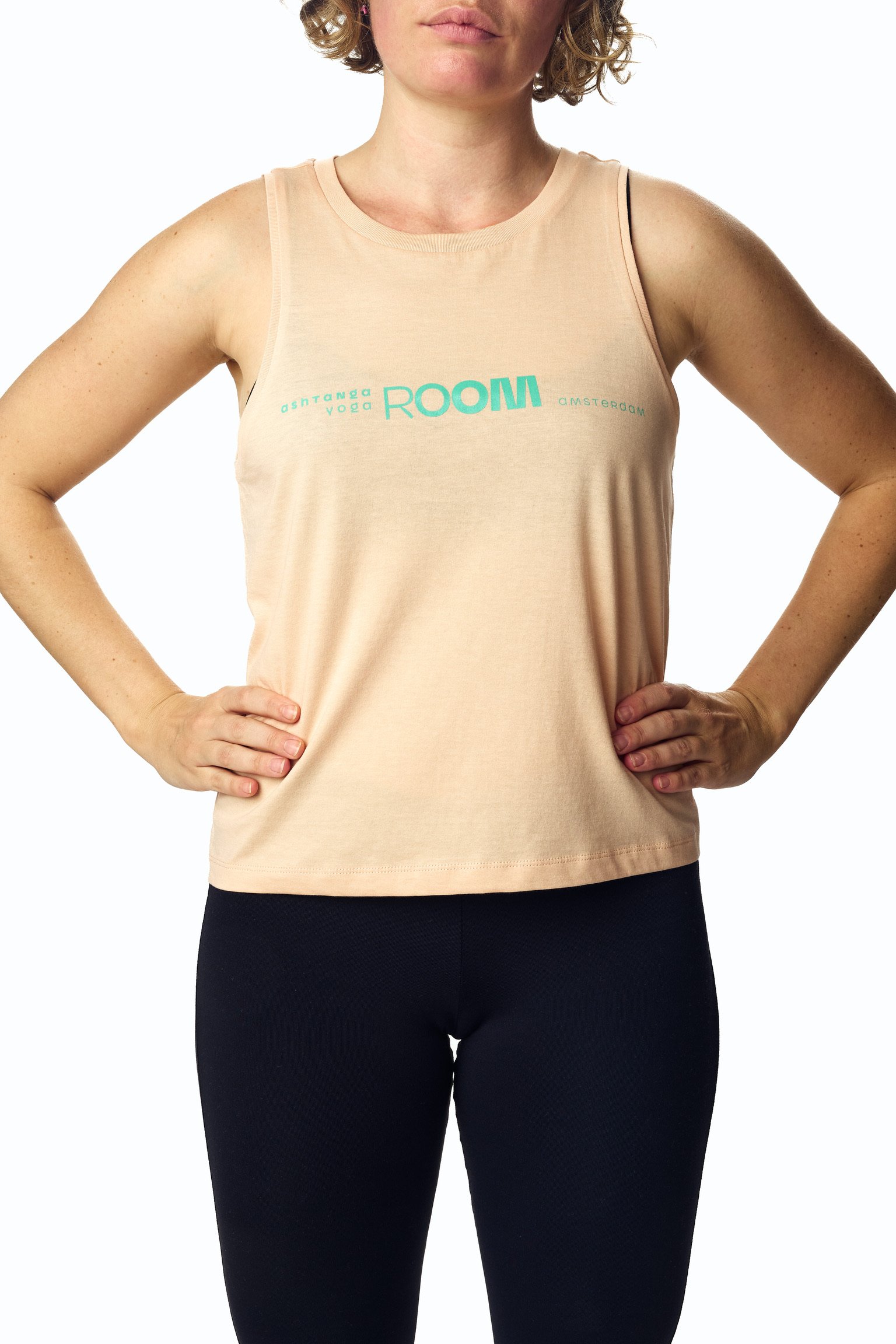 2024-10-16 ROOM Merch-521-0058-by Ellard Vasen_JpegMini_C1.jpg