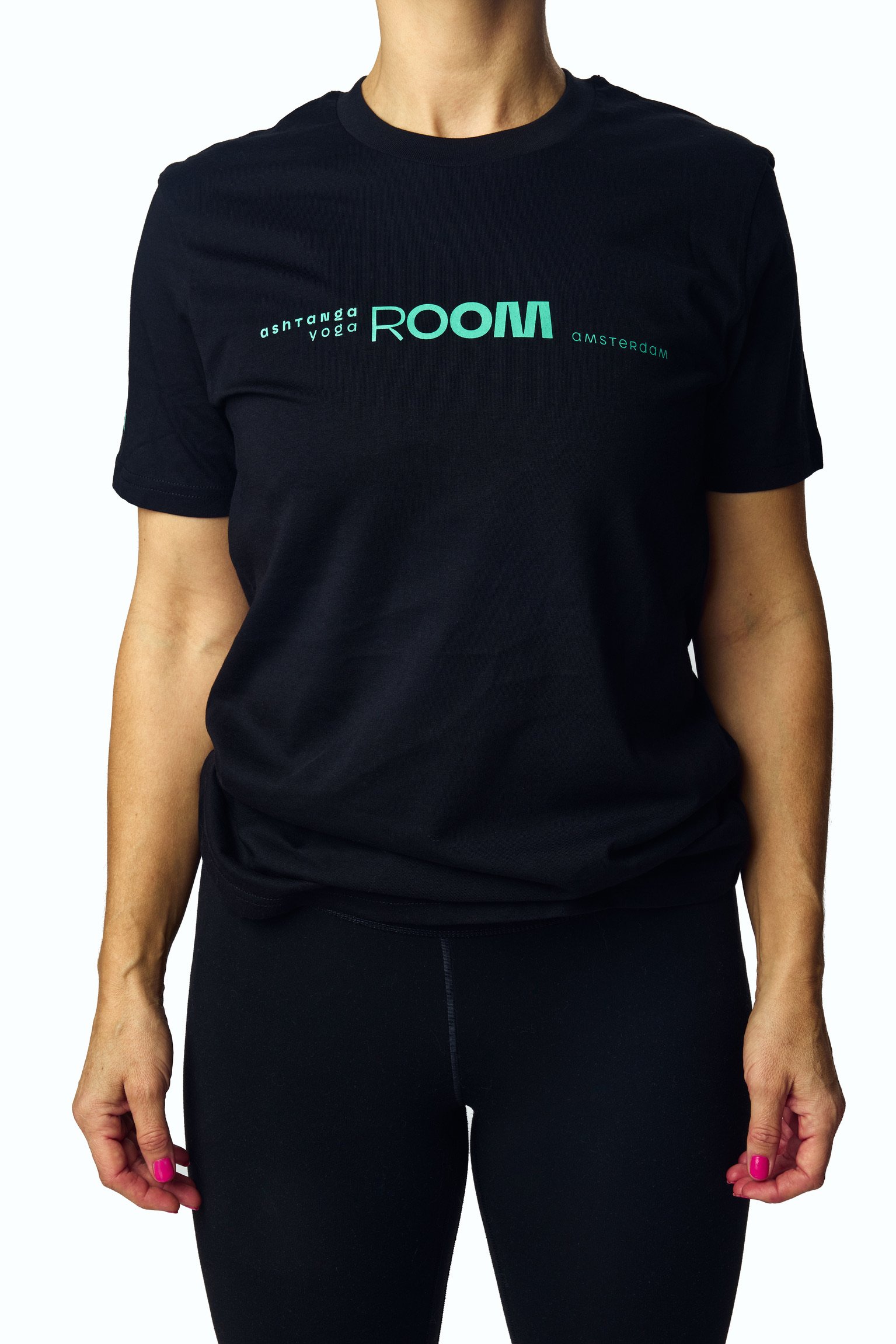 2024-10-16 ROOM Merch-492-0029-by Ellard Vasen_JpegMini_C1.jpg