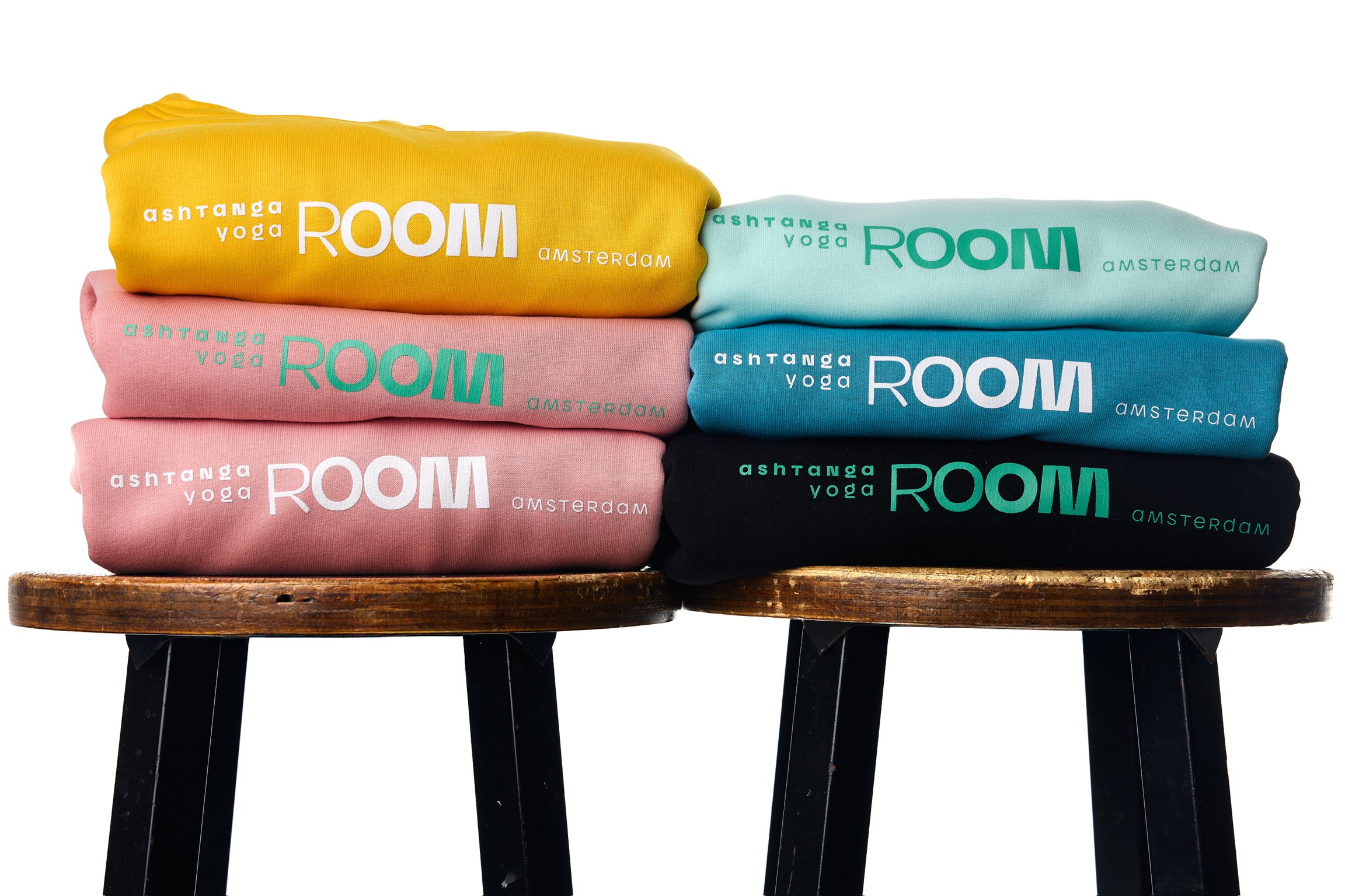 2024-10-16 ROOM Merch-256-_W4A5327-by Ellard Vasen_JpegMini_C1.jpg