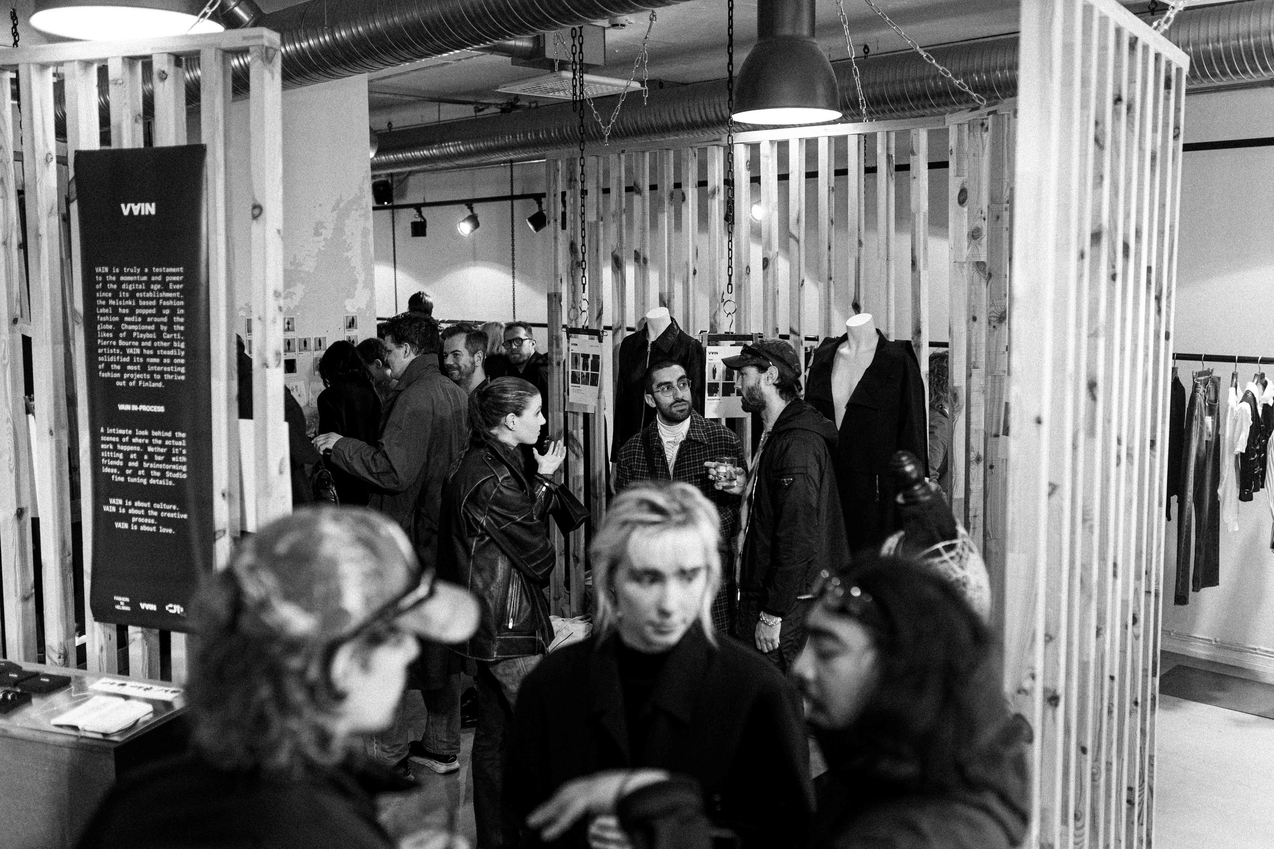 VAIN-FASHION-IN-HELSINKI-2022-SHOT-BY-SAMULI-VIENOLA-310522-70.jpg
