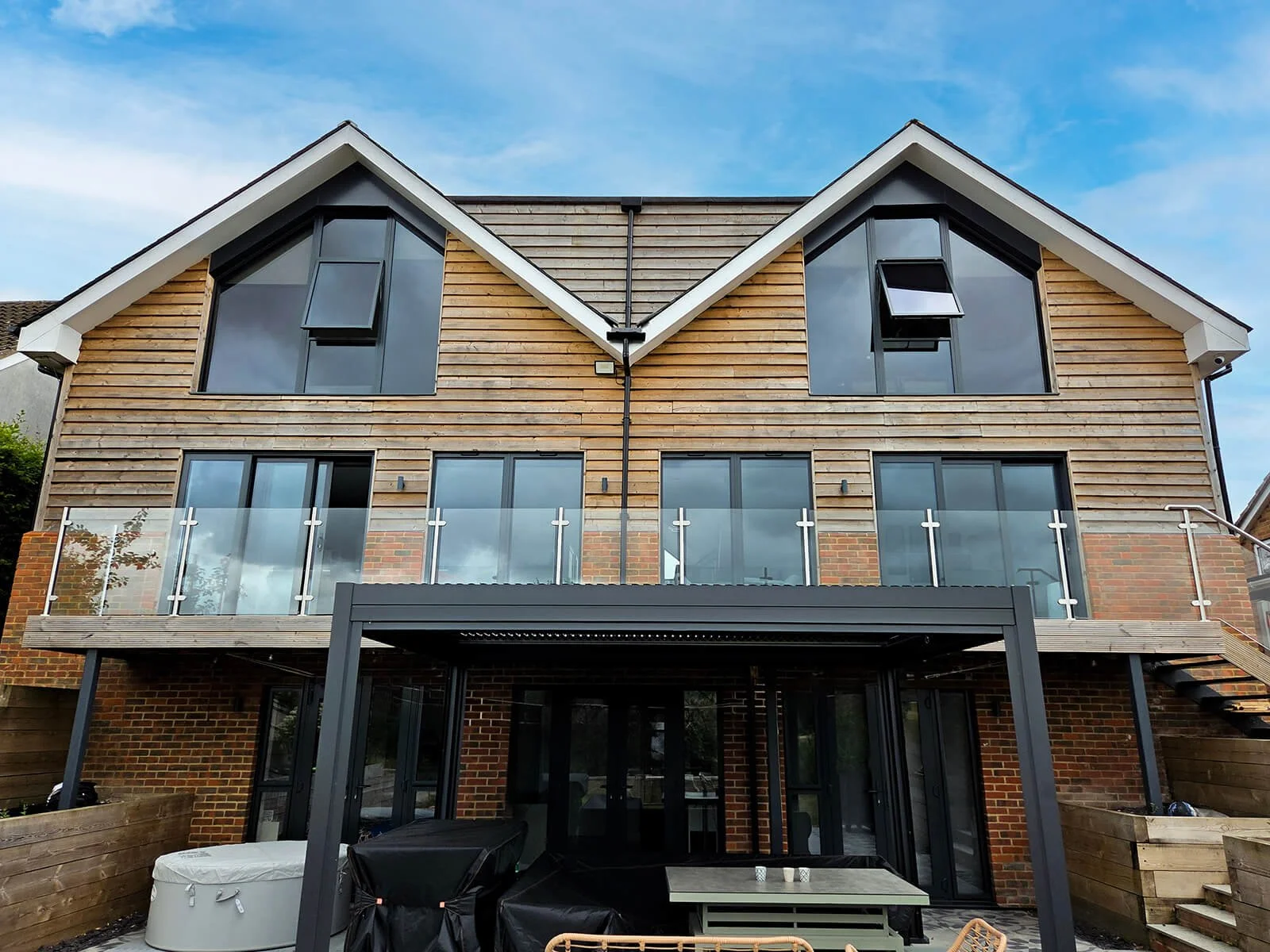 home with 3M sun control window film Prestige 40 and Prestige 70 exterior