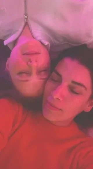 Somatic Soundbath mit Cristina und Bella