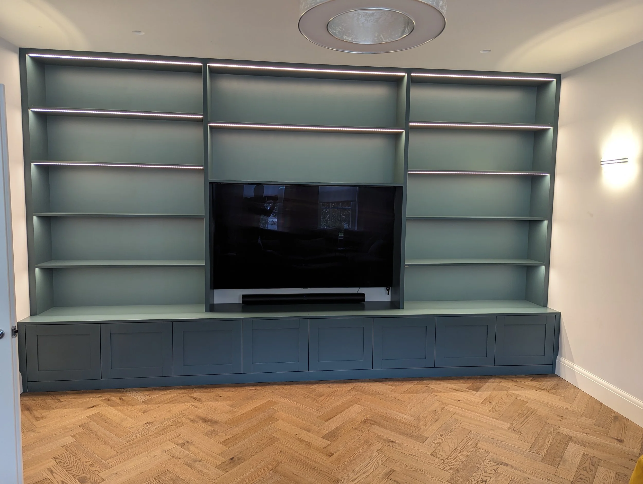 The Secret to a Clutter-Free Living Room: Bespoke Media Units