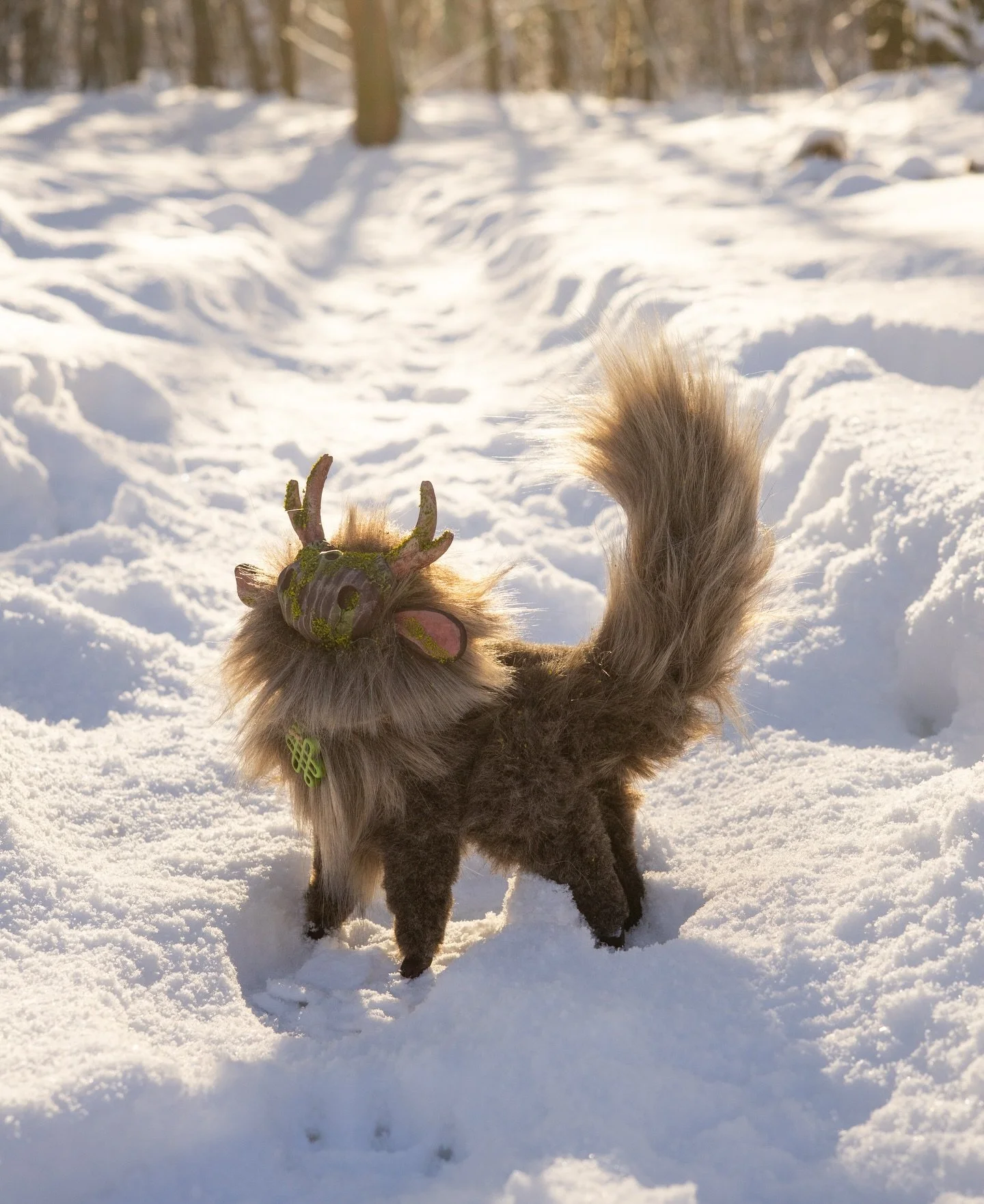 Spirit of the Forest 🍃 is now available for adoption ;B

Though a guardian by nature, this spirit protects through care rather than force. It tends to hidden corners of the woods, shelters small creatures, and restores balance where nature has been 