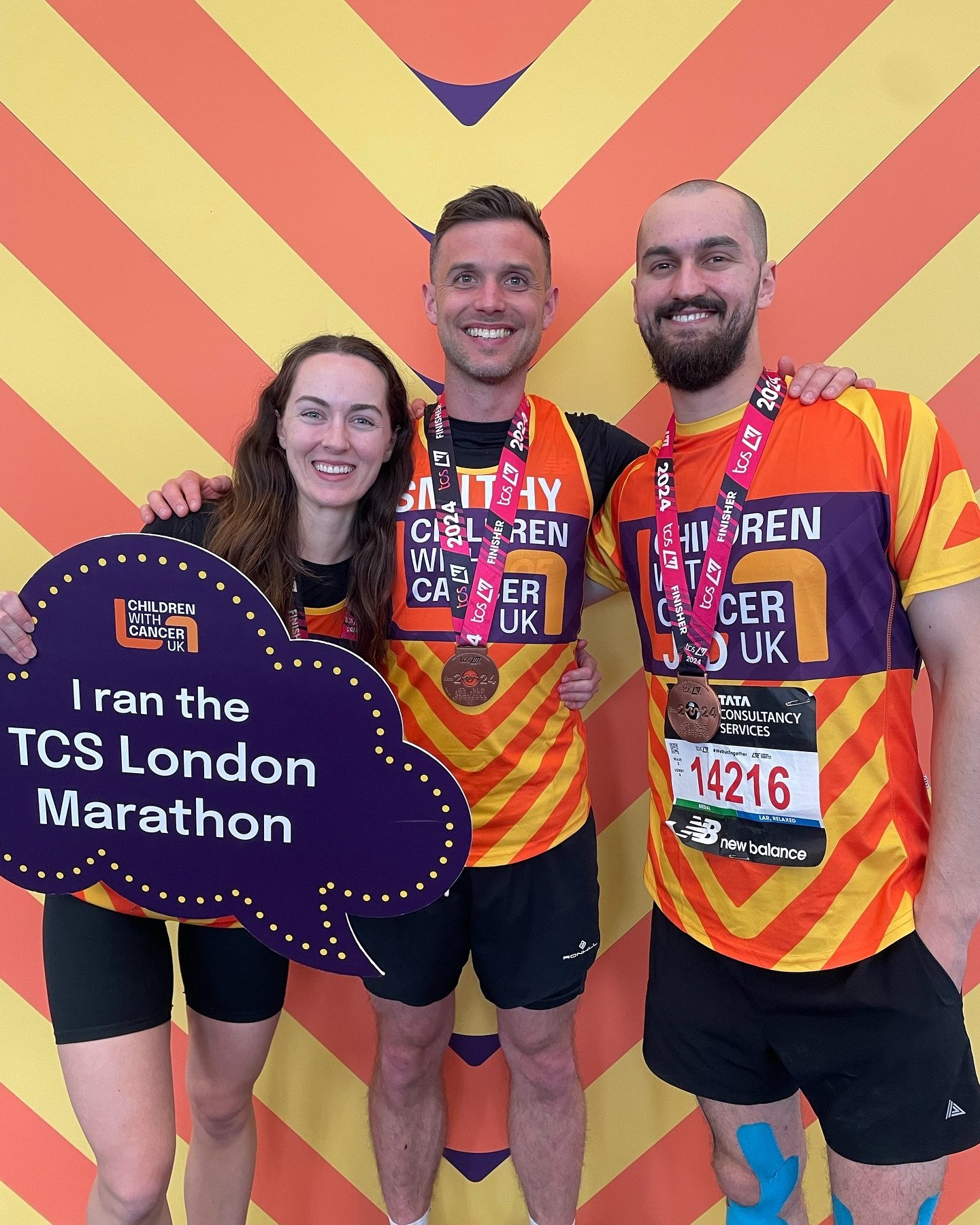 We are so proud of Sam, Jed &amp; Georgia for running the London Marathon yesterday and raising so much money for @childrenwithcanceruk 💜