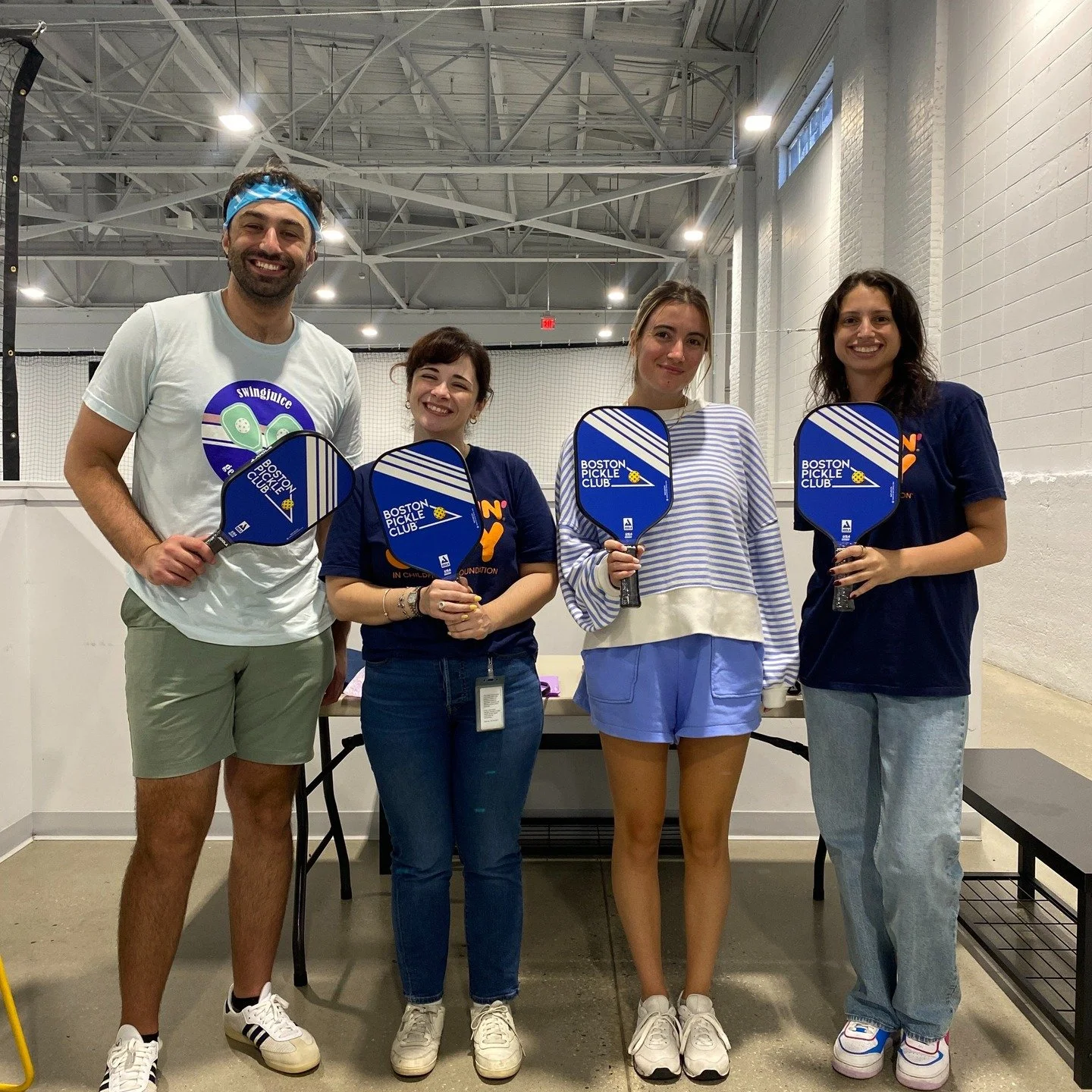 Yesterday, we had the opportunity to host Inspire Brands for a vibrant team-building event at our Hyde Park facility. Their team fully utilized the space throughout the afternoon, making it a truly memorable experience. Pickleball, pizza, skills cont