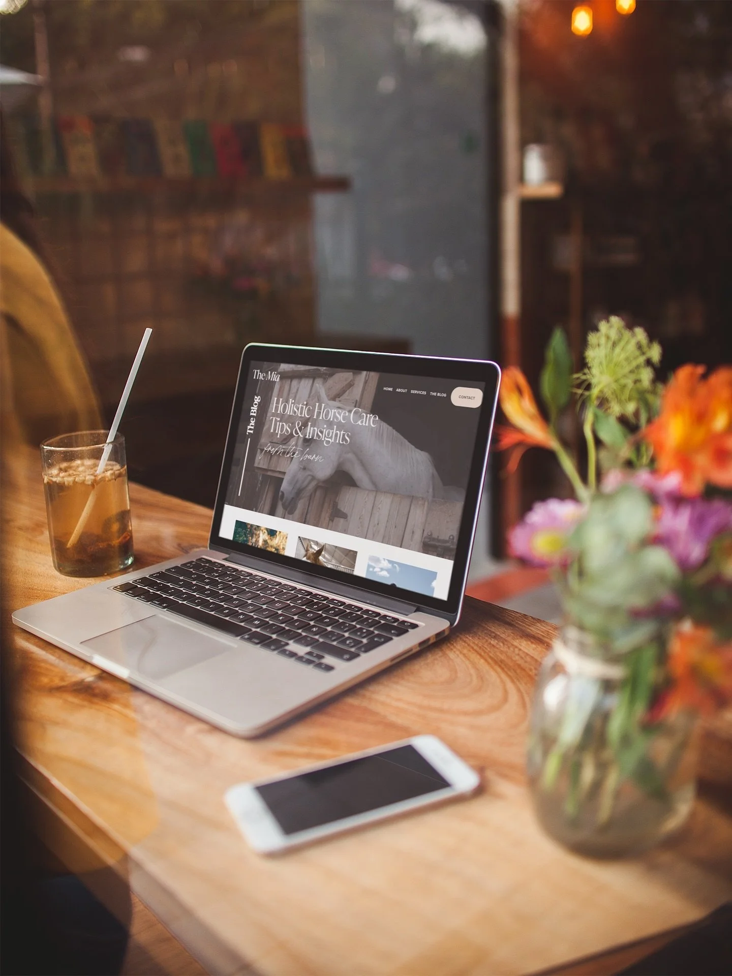 You&rsquo;ve met The Mia 👋 

Now let&rsquo;s talk about how easy she is to use.

Website templates are designed to take the stress out of building your site &mdash; no tech degree required. 

With Mia, you can customize colors, fonts, and images to 