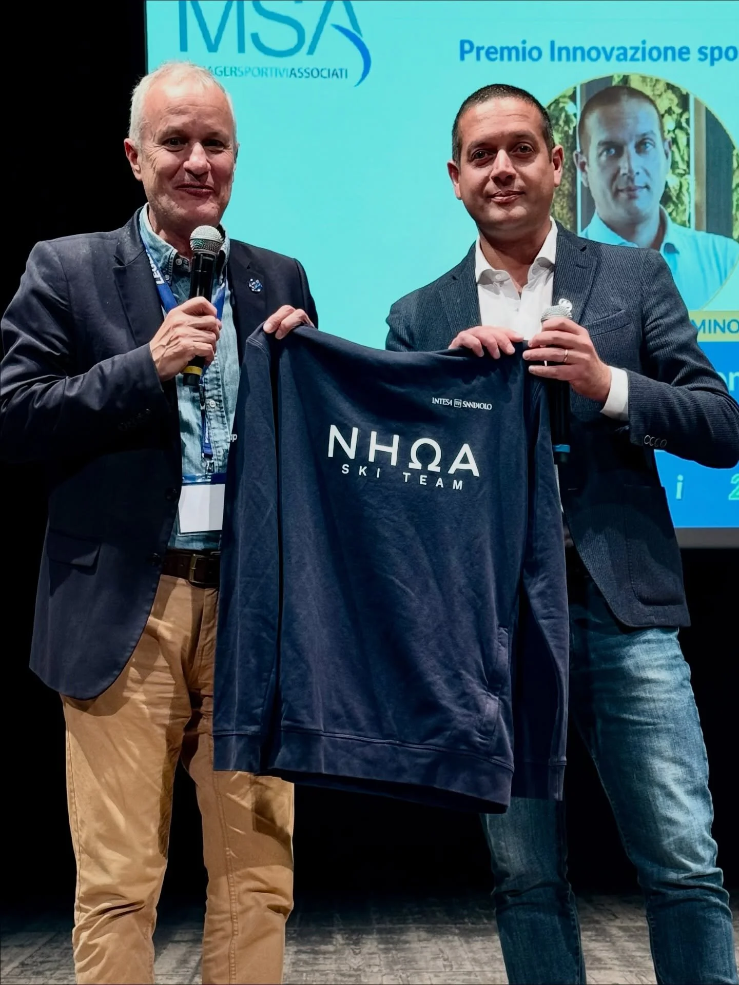 🎿 Carlalberto Guglielminotti ha terminato il suo intervento sul palco della Convention Nazionale MSA 2025 con un lungo applauso da parte dei manager sportivi presenti da tutta Italia 👏

Nel suo speech ha raccontato come il proprio background corpor