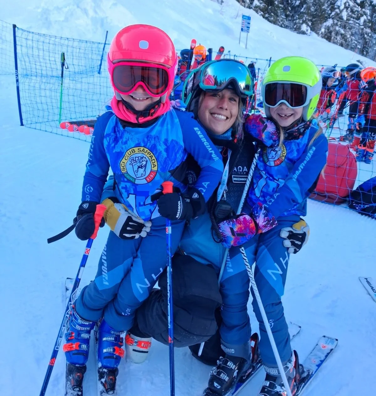 Complimenti a tutti i nostri piccoli atleti impegnati oggi nello Slalom Gigante di Sappada ⛷️❄️

Una gara intensa, fatta di curve veloci, concentrazione e tanta voglia di mettersi in gioco. Una bella sfida che ci ha fatto divertire alla grande e che 