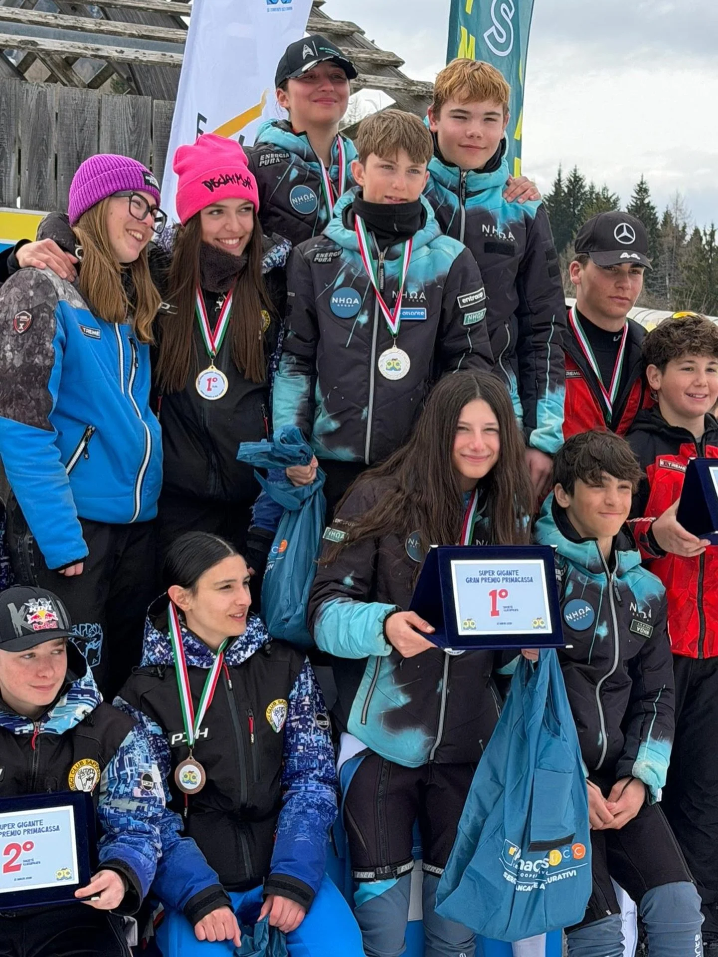 Monte Zoncolan &ndash; SuperG ⛷️🔥

Grande giornata per il NHOA Tarvisio Racing Team con la vittoria del Trofeo di Societ&agrave; 🏆
1&ordf; squadra classificata, risultato che premia il lavoro e l&rsquo;impegno di tutto il gruppo.

Podi di giornata: