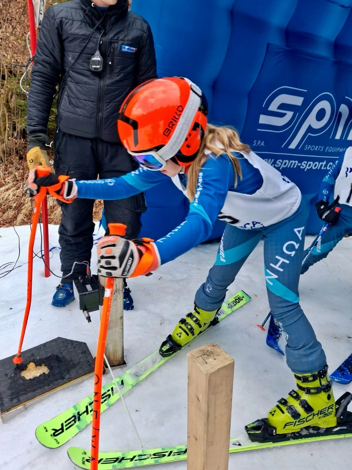 Gara sociale &ndash; giornata NHOA Tarvisio Racing Team ⛷️❄️

Oggi non contava il cronometro.
Contava stare insieme.

Una giornata di sci, sorrisi, emozioni vere&hellip; e quel momento finale davanti a un pasto caldo tutti insieme che vale quanto una