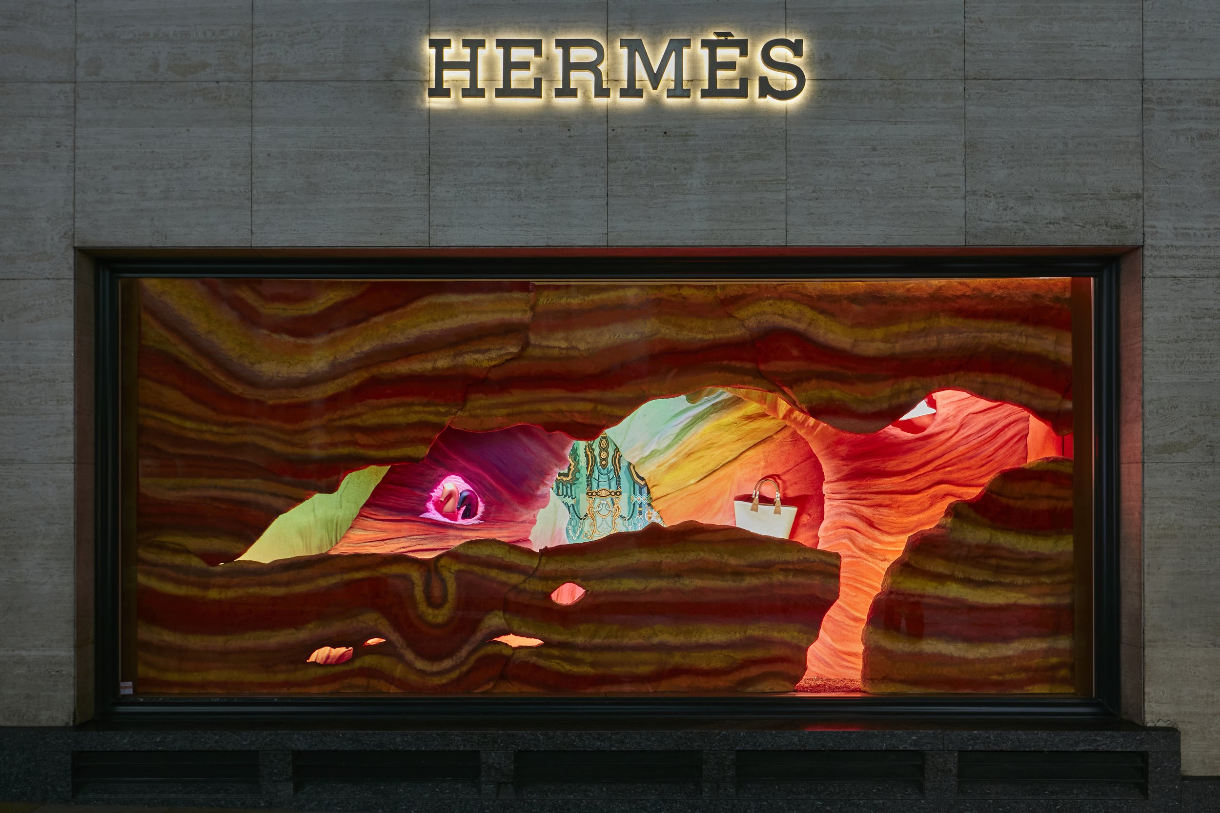 Hermes "Astonishment" Window Display 2023