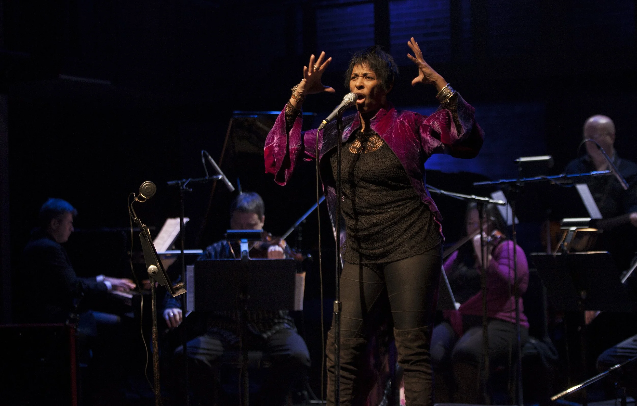 Shakura S'Aida Photo by John Lauener 