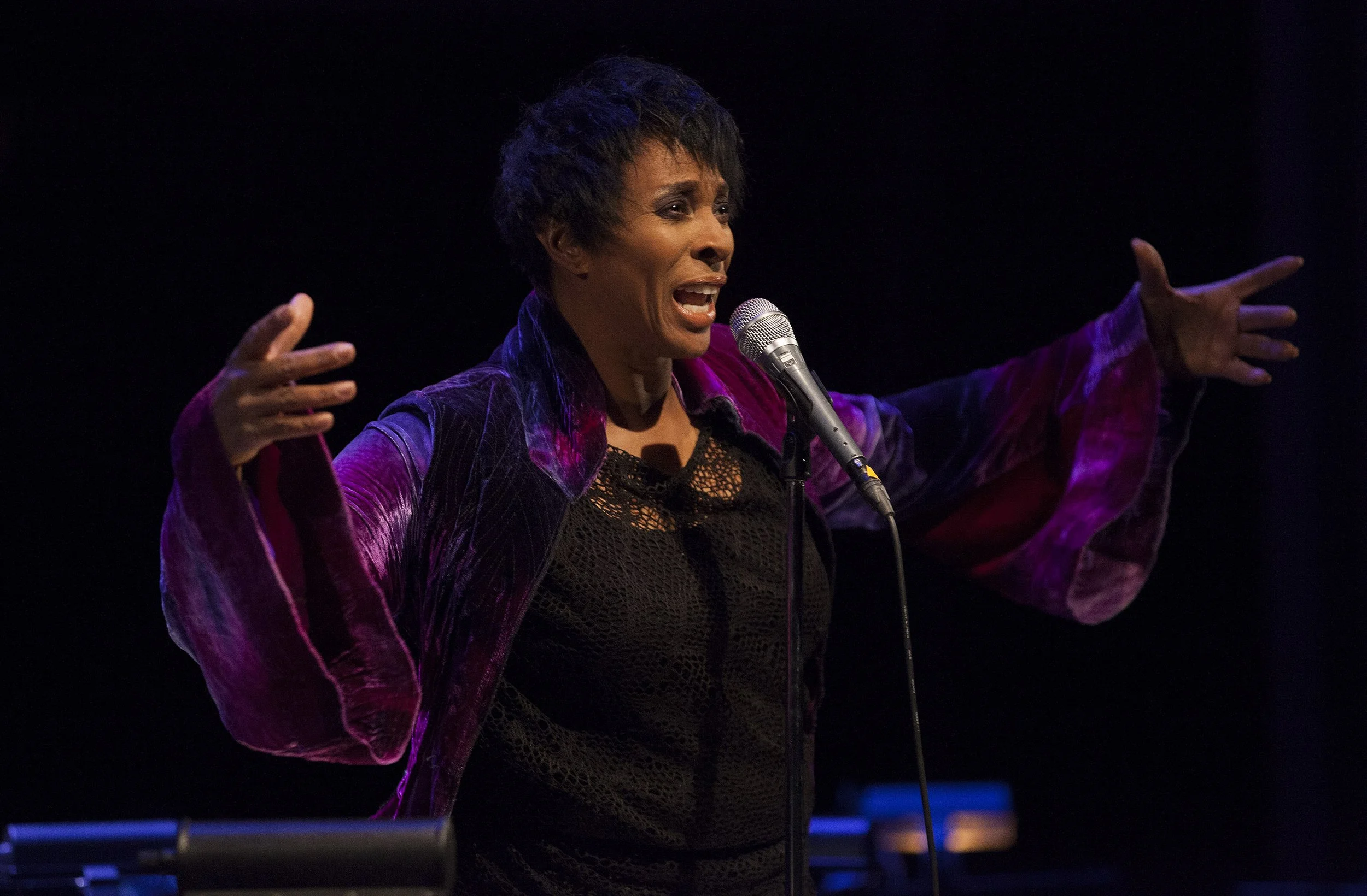  Shakura S'Aida Photo by John Lauener 