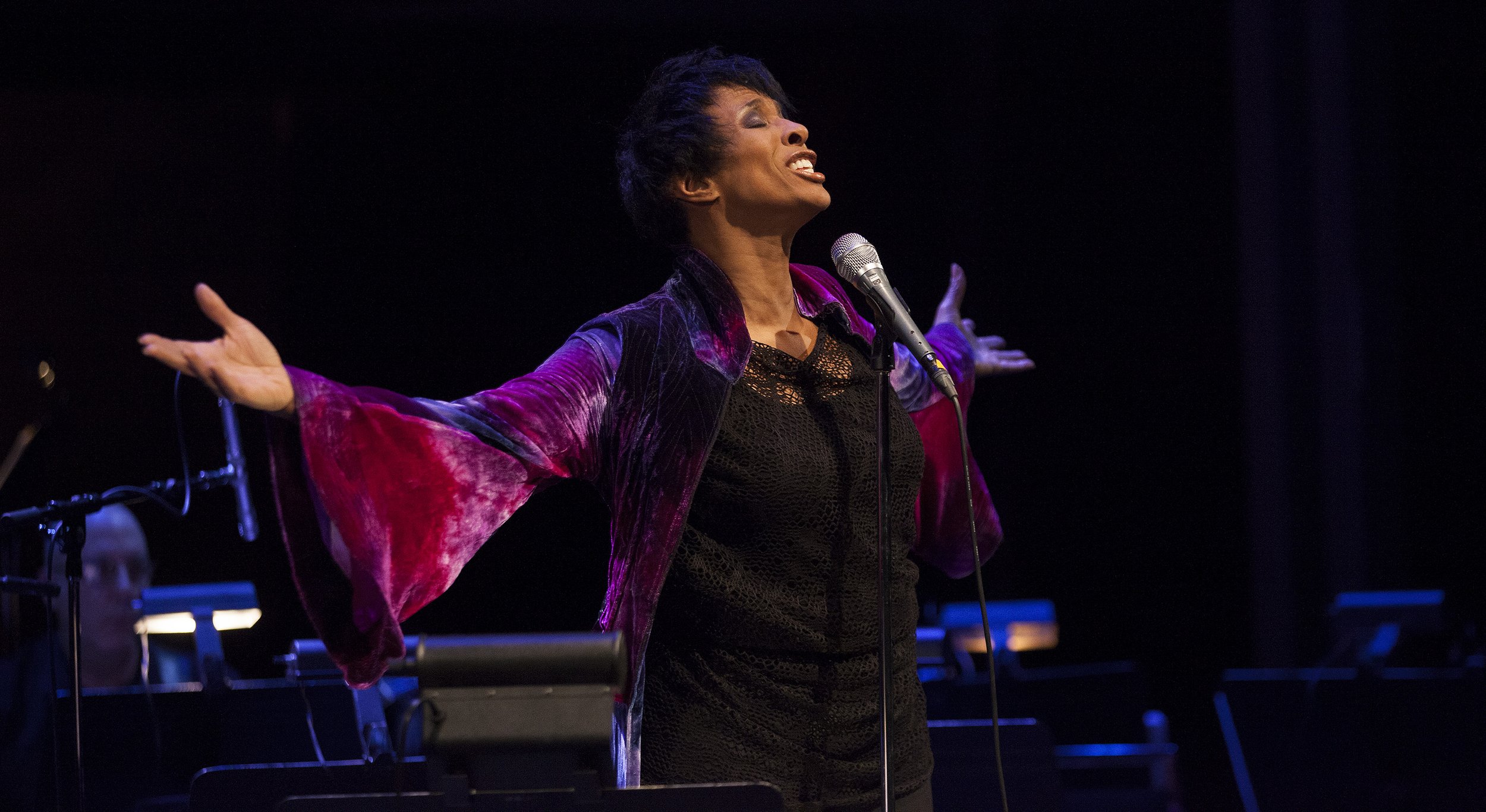  Shakura S'Aida Photo by John Lauener 