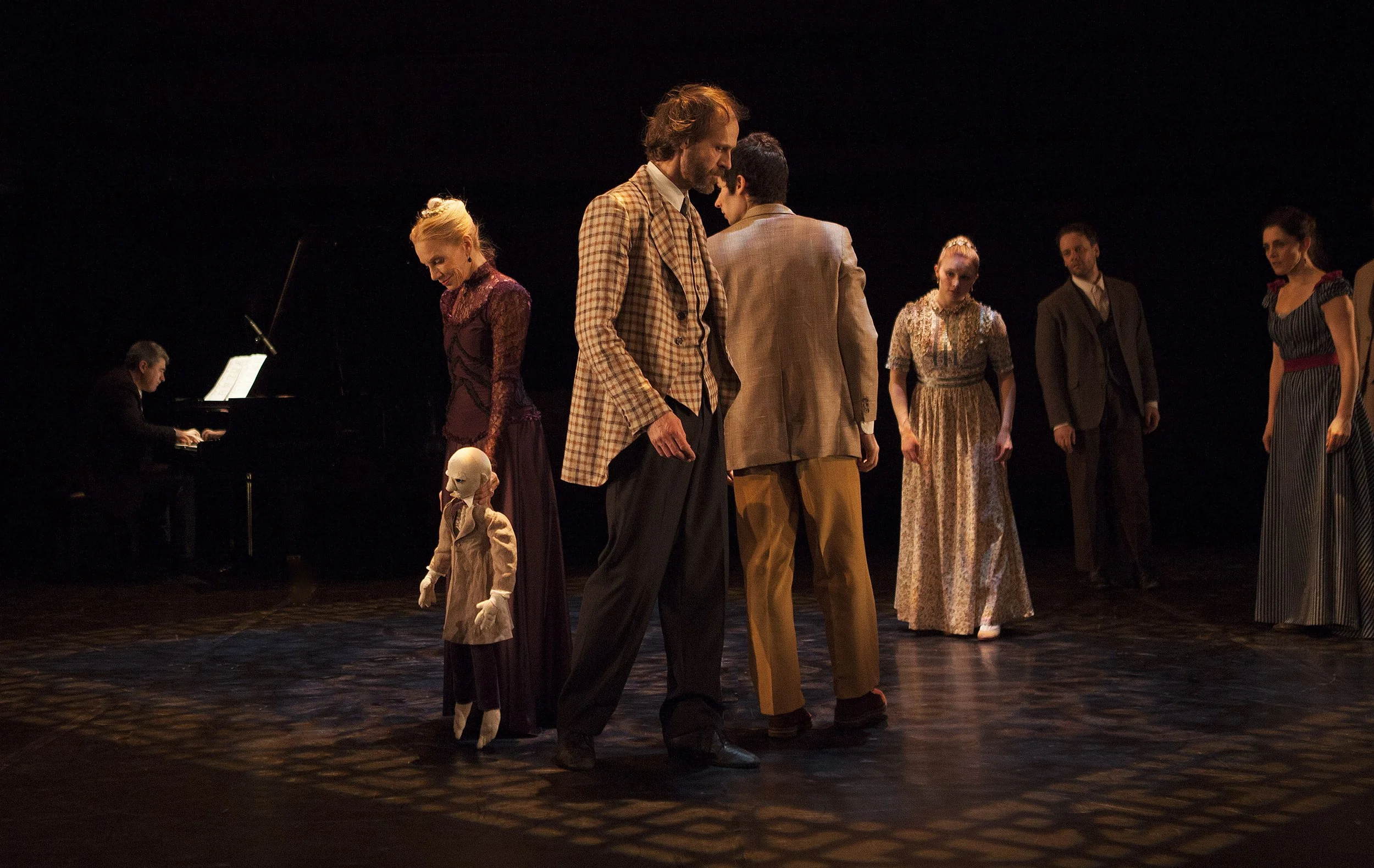  From left to right: Evelyn Hart, Bill Coleman, Andrew McCormack, Victoria Mehaffy, Louis Laberge-Cote, Laurence Lemieux Photo by John Lauener 