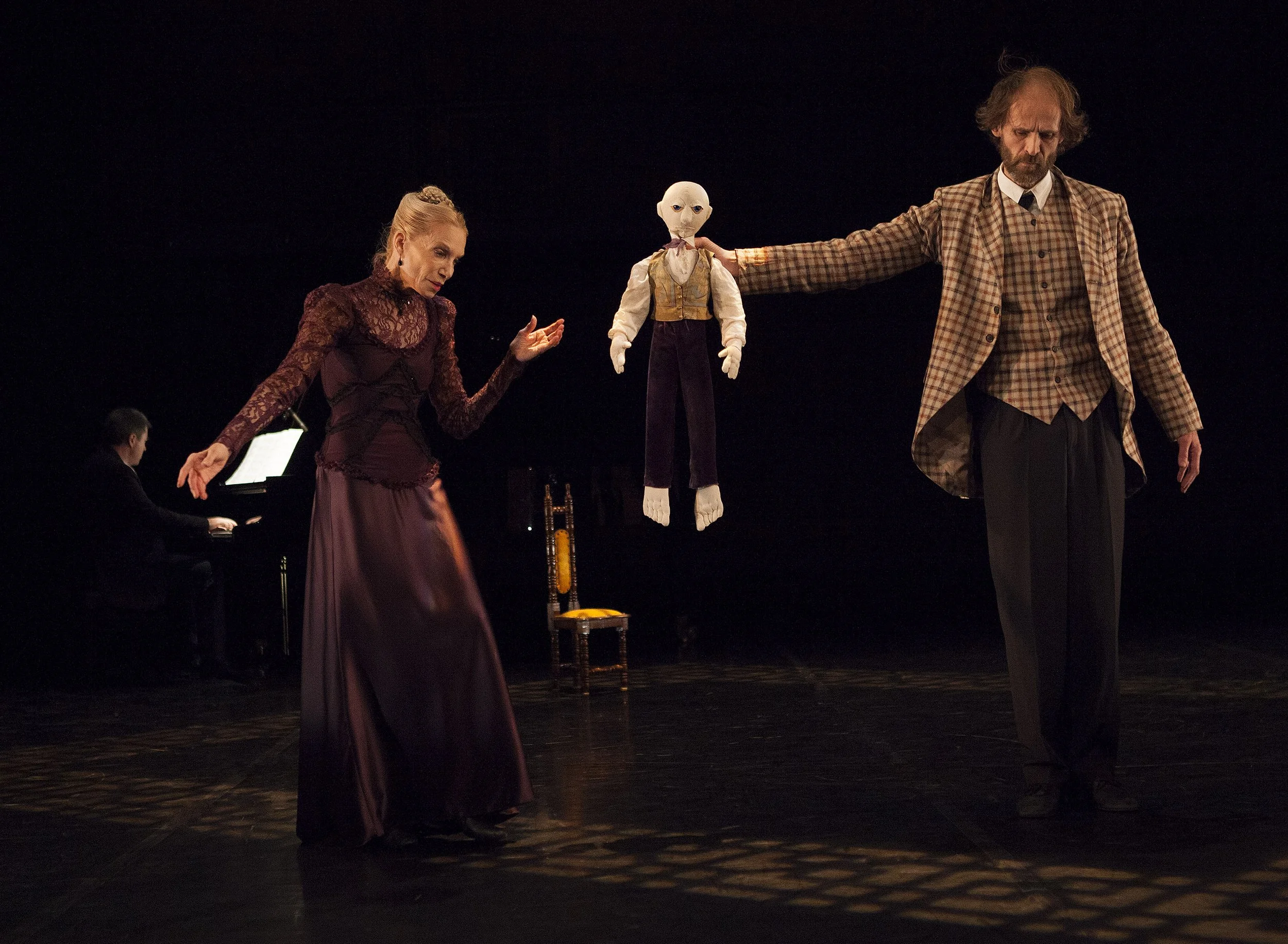  From left to right: Evelyn Hart, Bill Coleman Photo by John Lauener 
