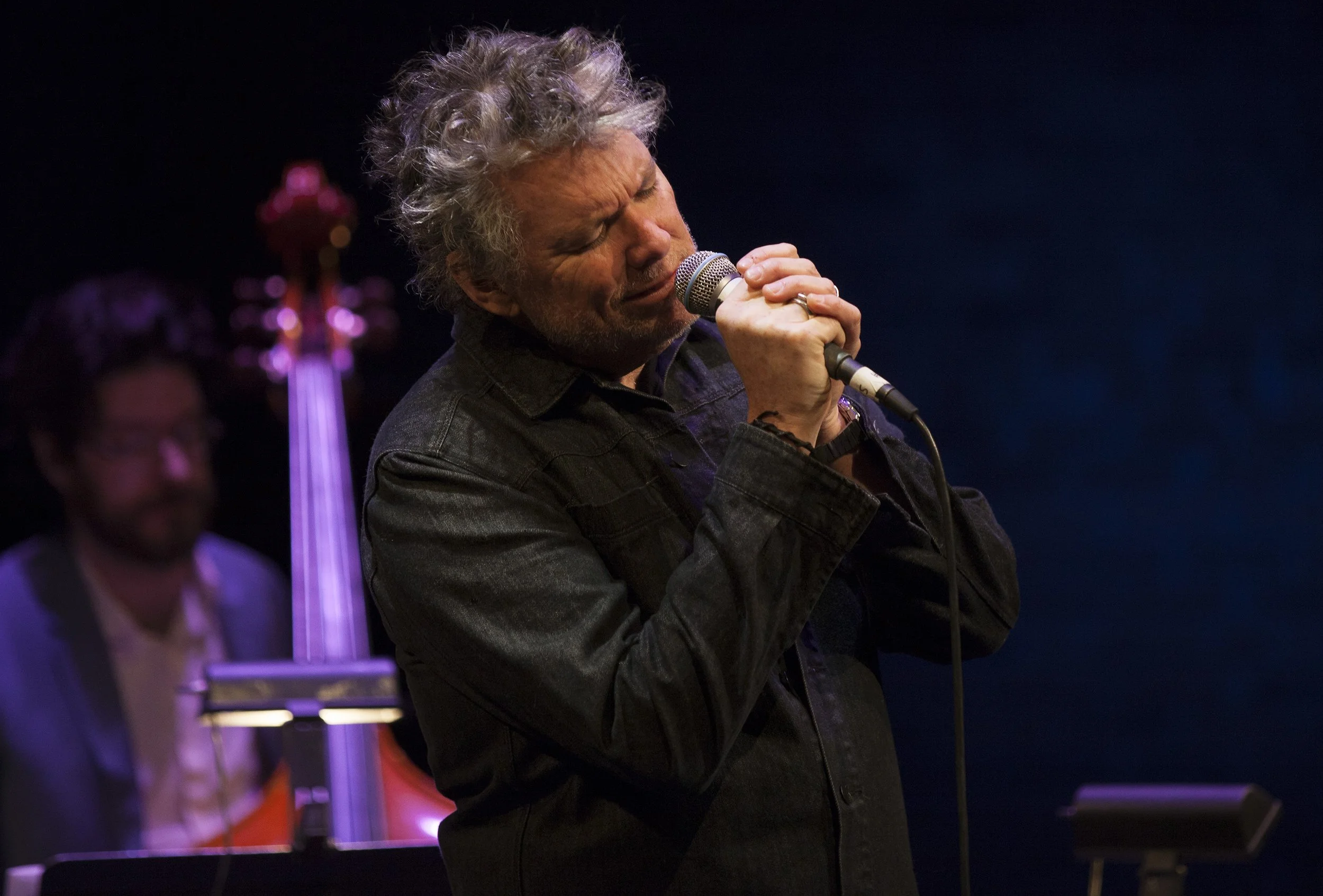  Gregory Hoskins Photo by John Lauener 