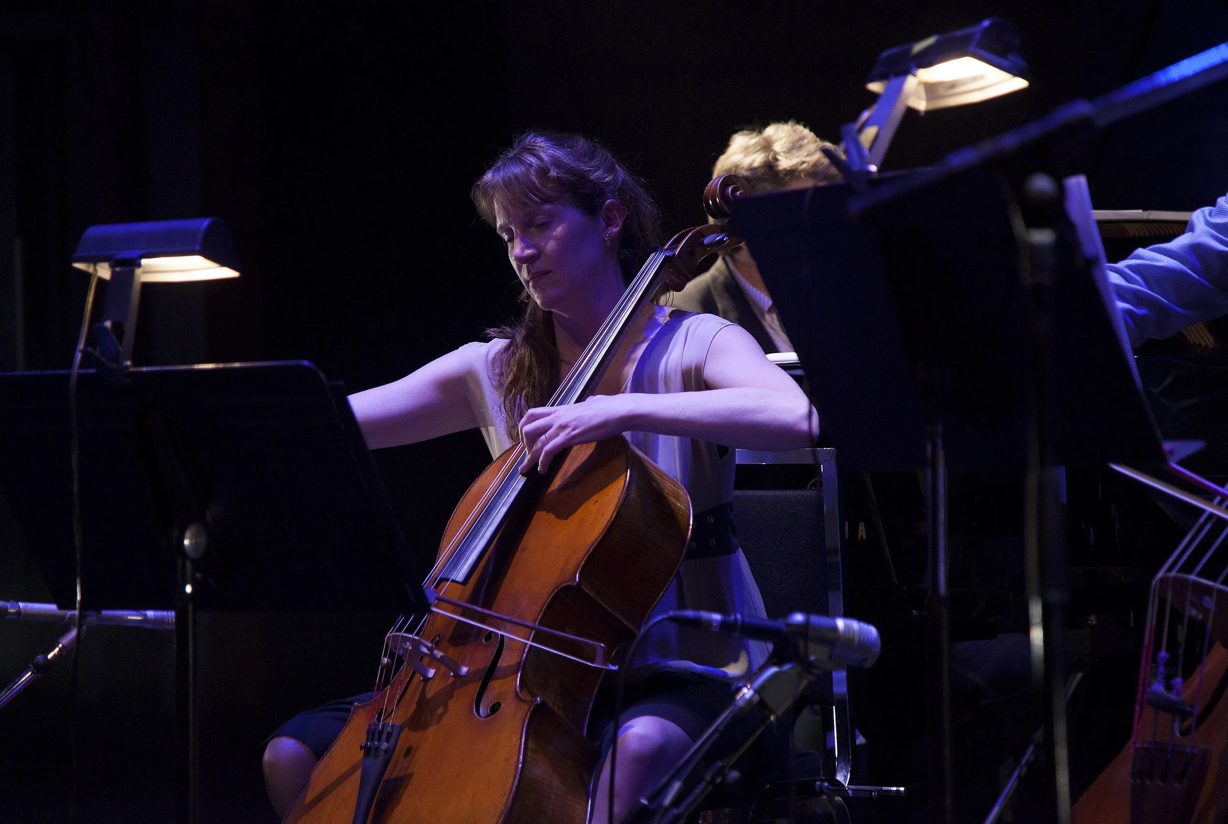  Amy Laing Photo by John Lauener 