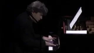 Waltzes by Chopin, Brahms and Saenz 