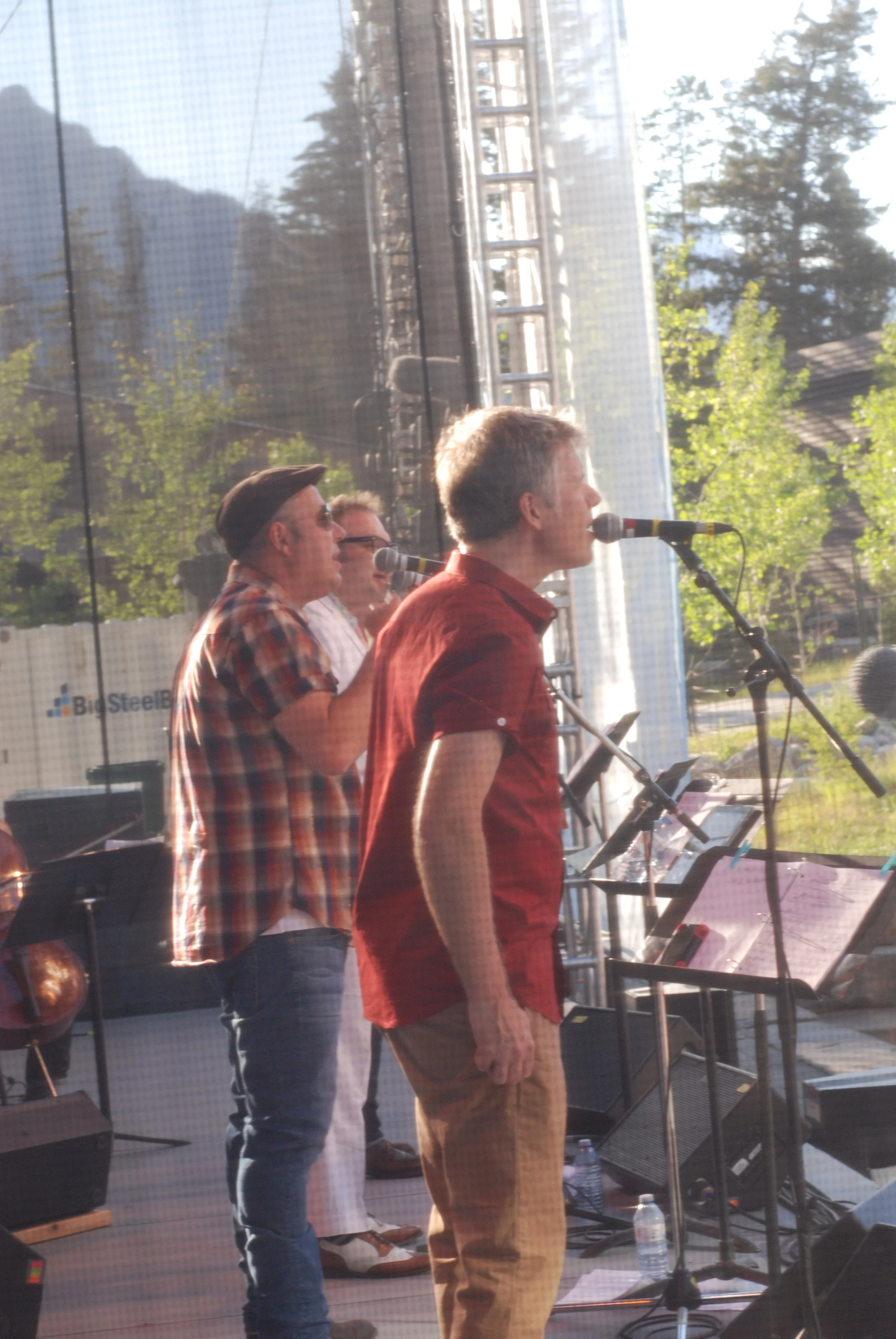  From left to right: Jason Plumb, Craig Northey 