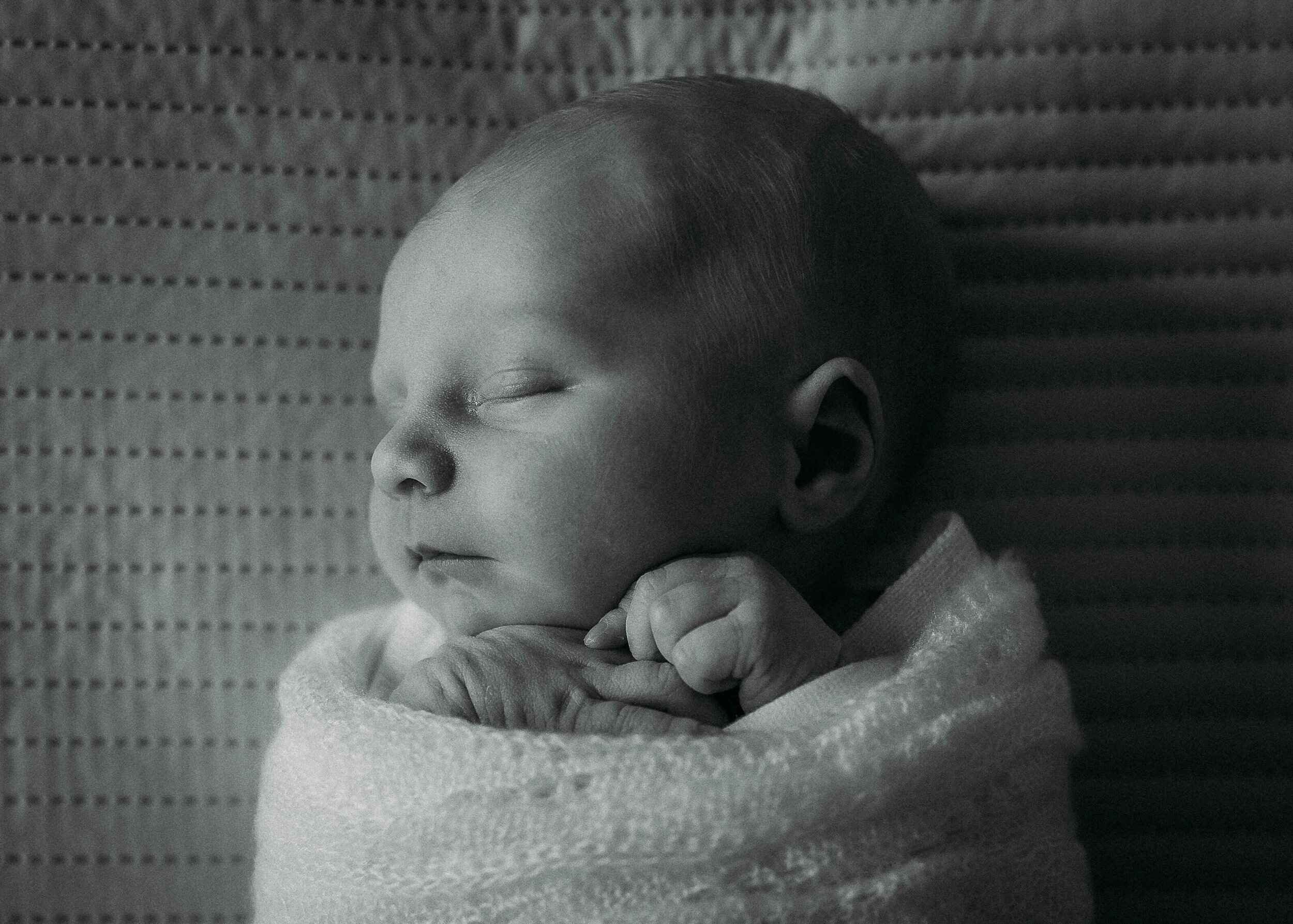 Newborn Photographer Infant Photography Baby Photographer Derbyshire East Midlands Newborn Photoshoot nottingham Staffordshire Leicester At Home Lifestyle natural candid
