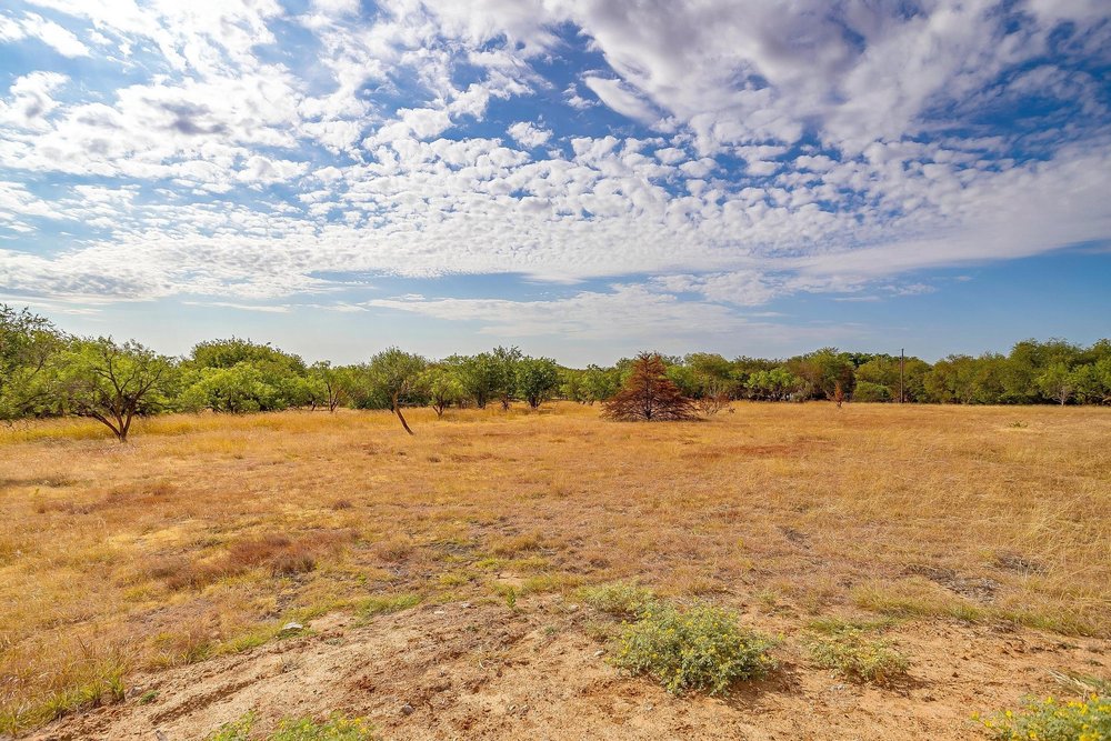 7636 BEN DAY MURRIN | FORT WORTH, TX 76110 — The Ashton Agency