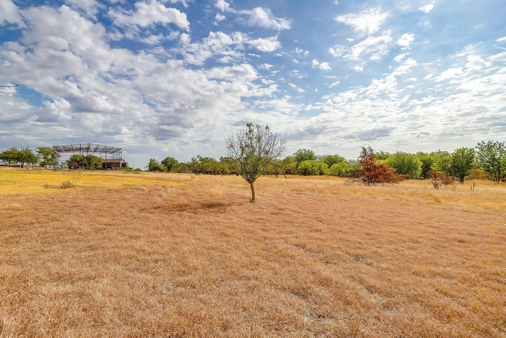 7636 BEN DAY MURRIN | FORT WORTH, TX 76110 — The Ashton Agency