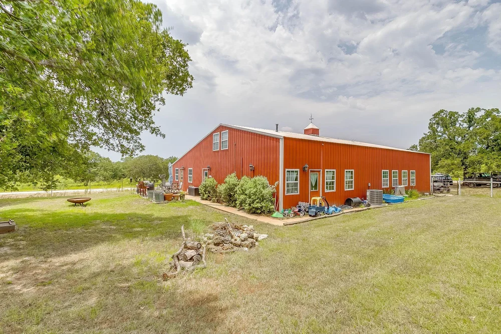 DBAR6 RANCH | LIPAN, TX 76462 — The Ashton Agency