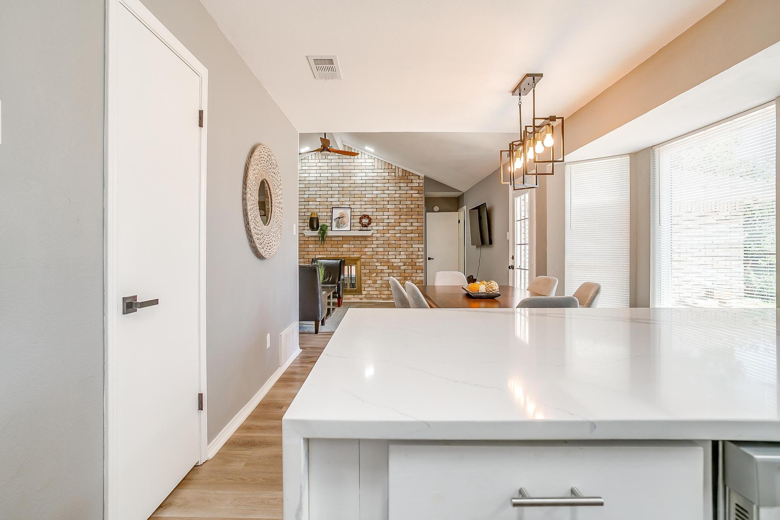 504 Basswood Drive (18 of 44).jpg