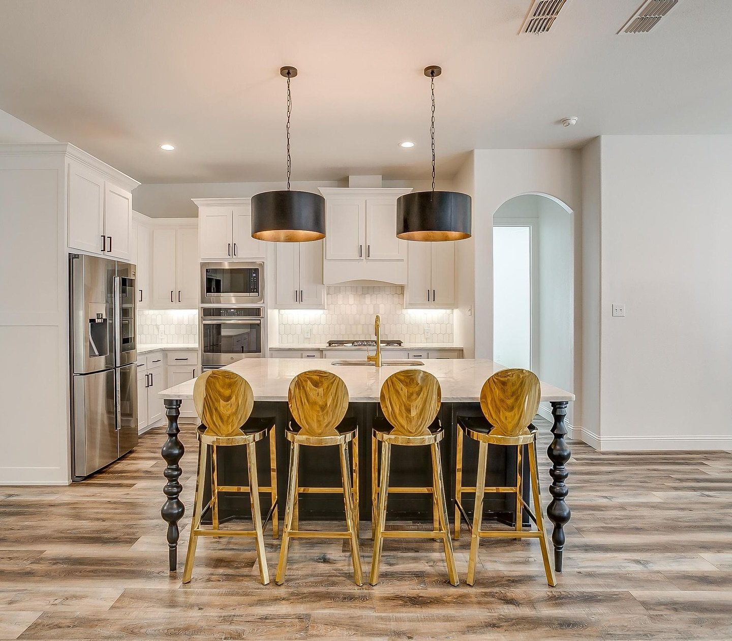 FIRST TIME OFFERED ON THE MARKET! 

📍 156 Rancho Vista Drive | Aledo, Texas 76008
🏠 3 Bed | 4 Bath | 2,962 SF | $749,000

156 Rancho Vista Drive in Aledo, TX, is a spacious two-story custom built home in 2018, offering approximately 2,962 square fe
