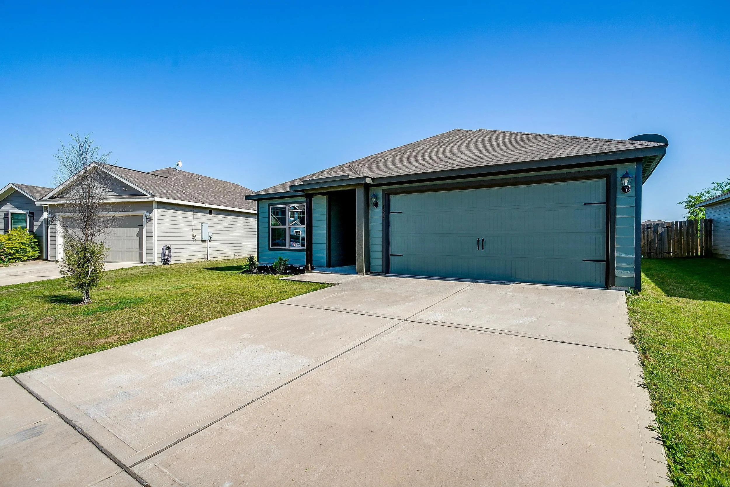 127 Yorktown Ct. (4 of 40).jpg