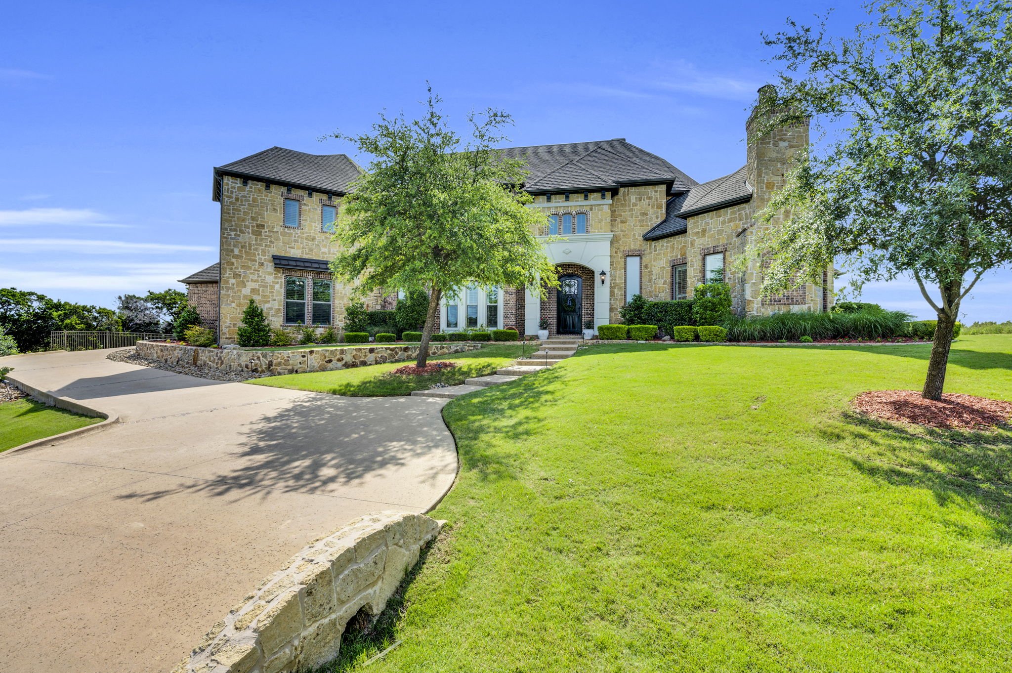2-web-or-mls-photo-7.jpg