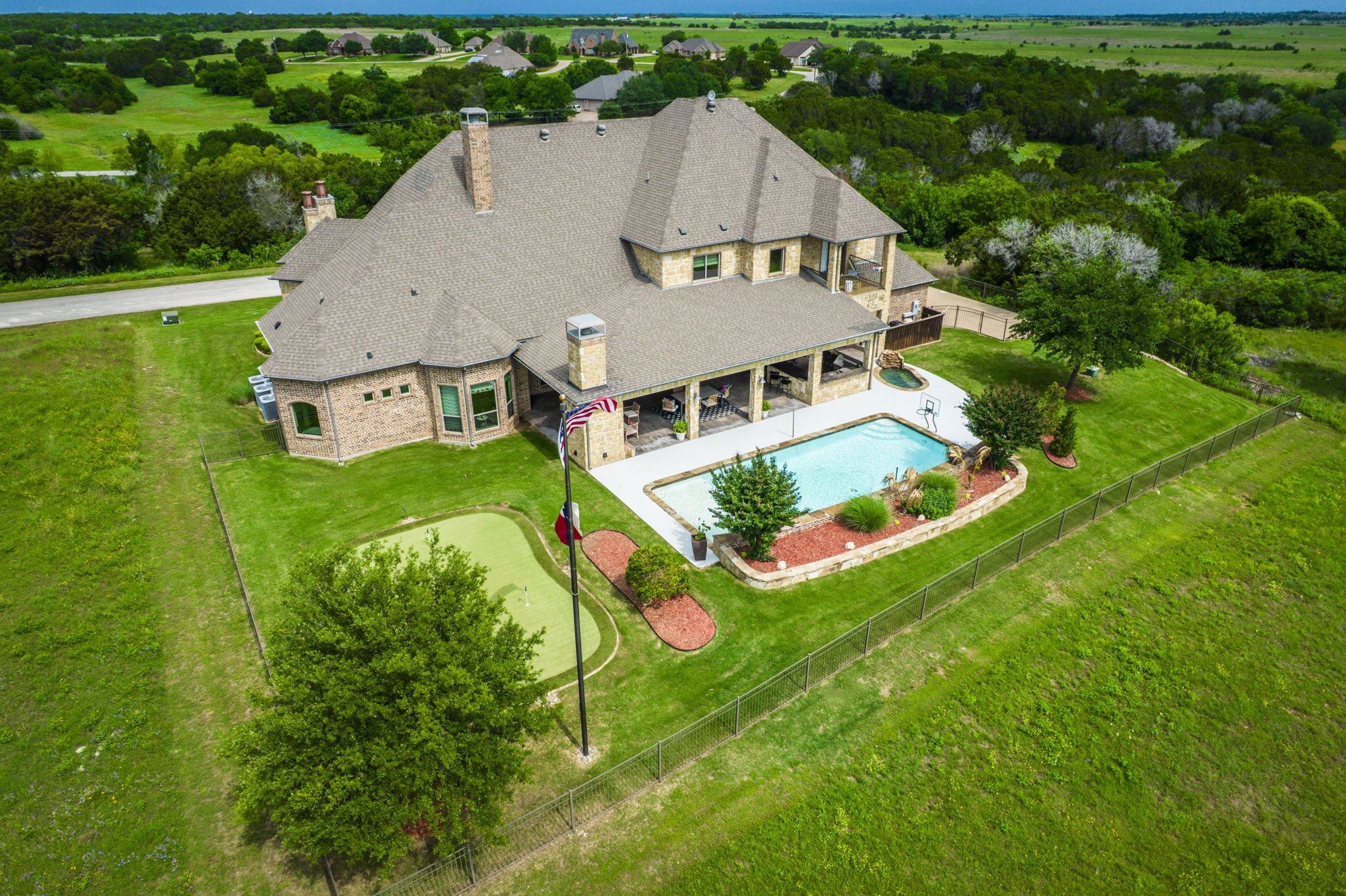 59-web-or-mls-photo-23.jpg
