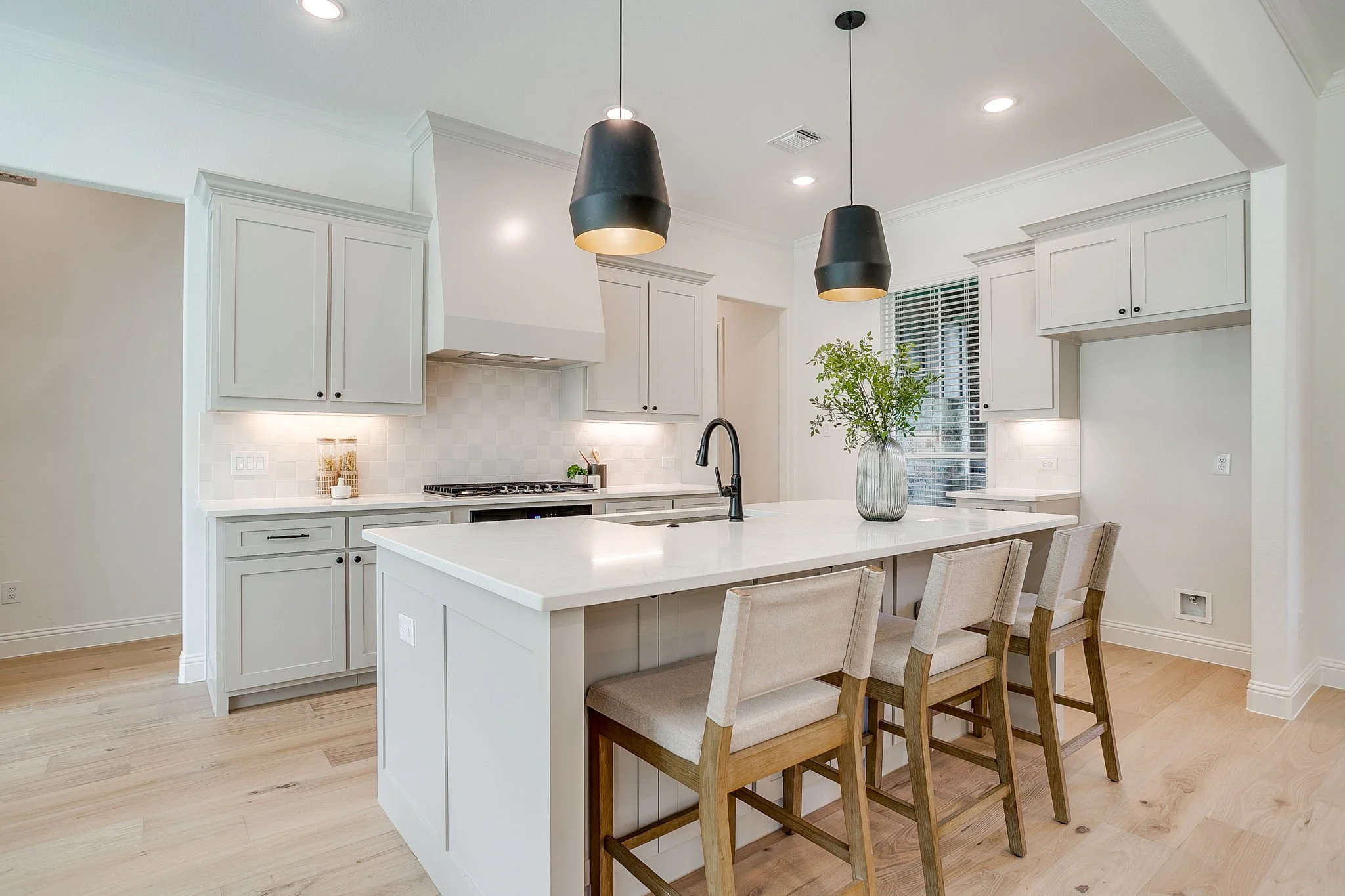 168 Oak Grv Wy (15 of 56).jpg