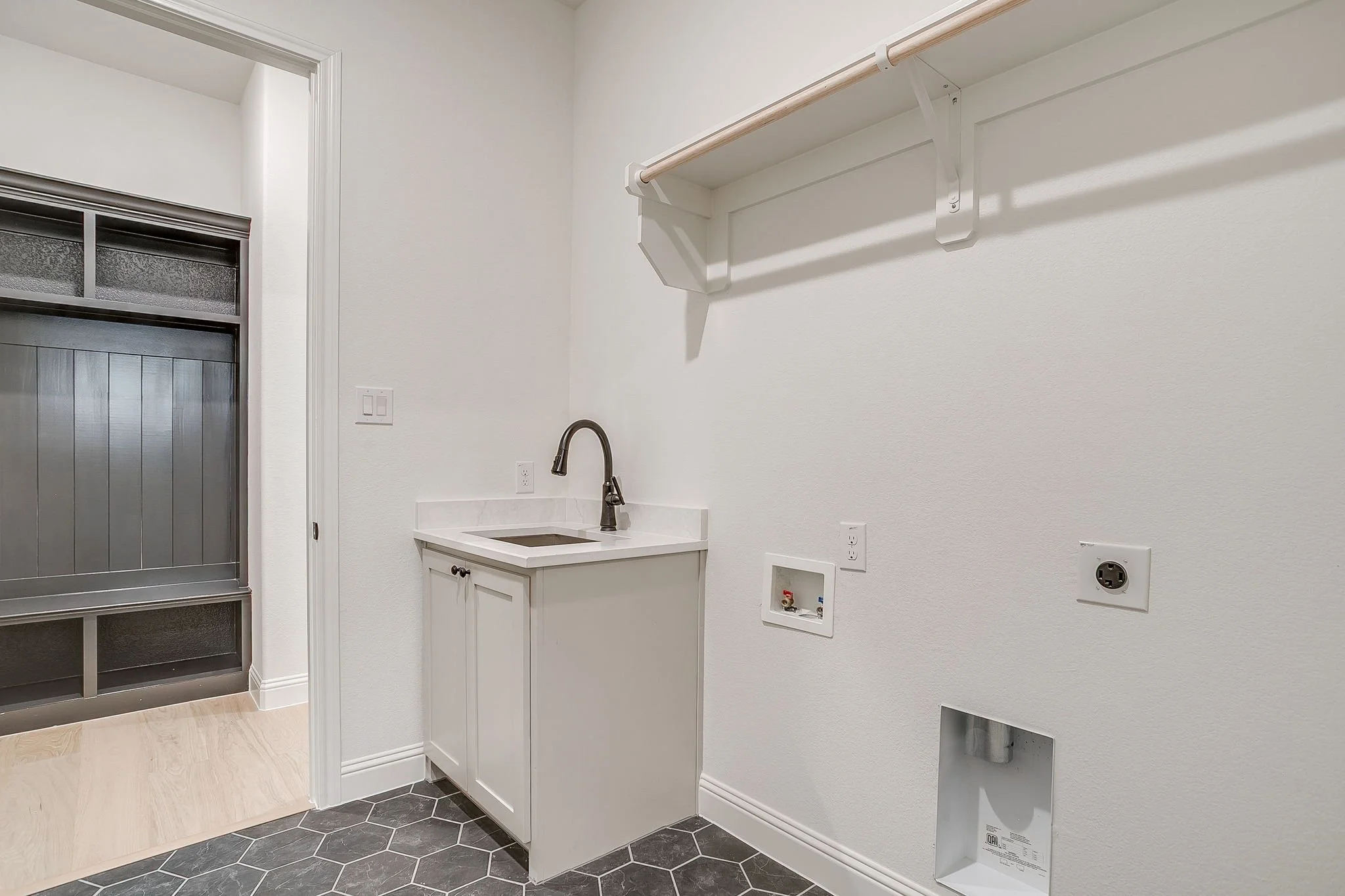 168 Oak Grv Wy (35 of 56).jpg