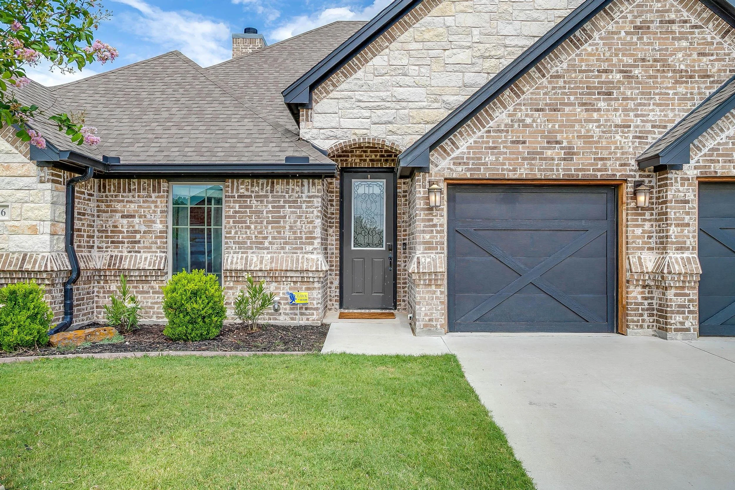 136 Kentucky Dr-15.jpg