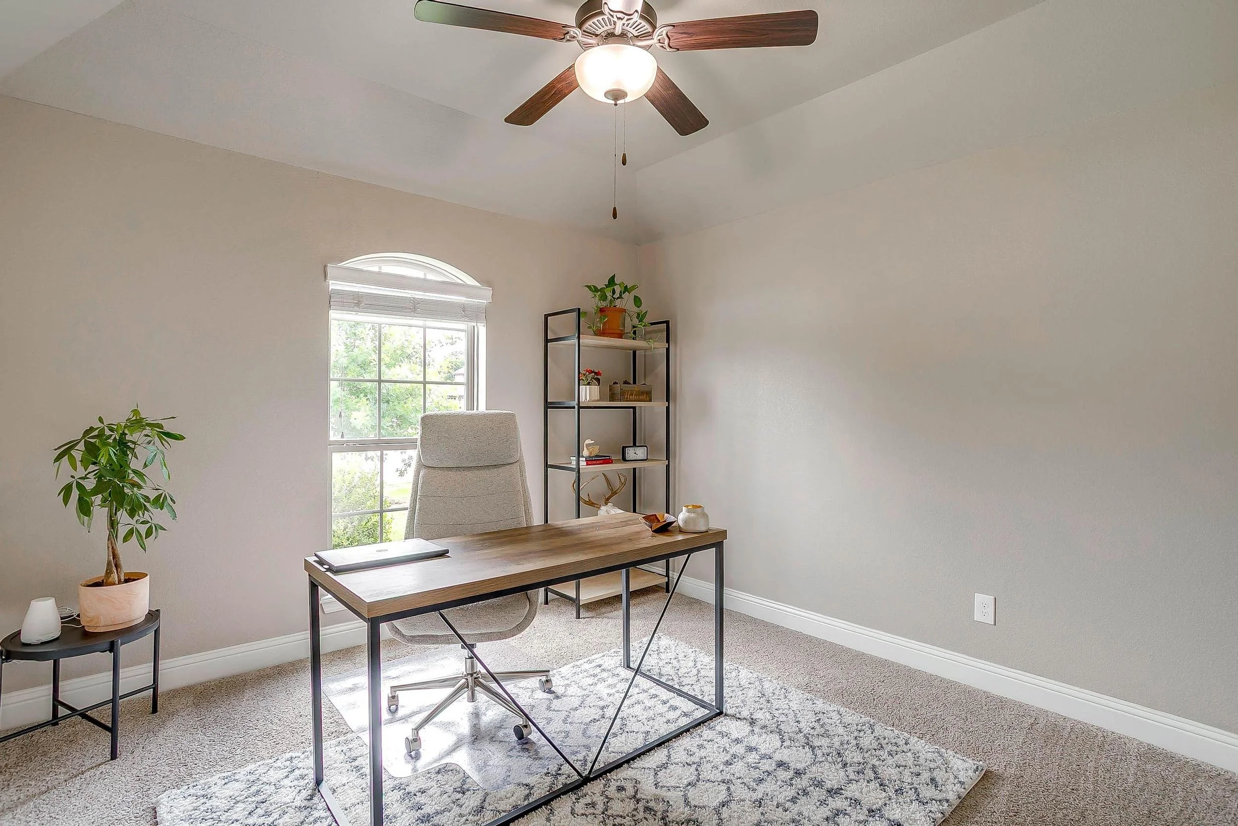 136 Kentucky Dr-46.jpg