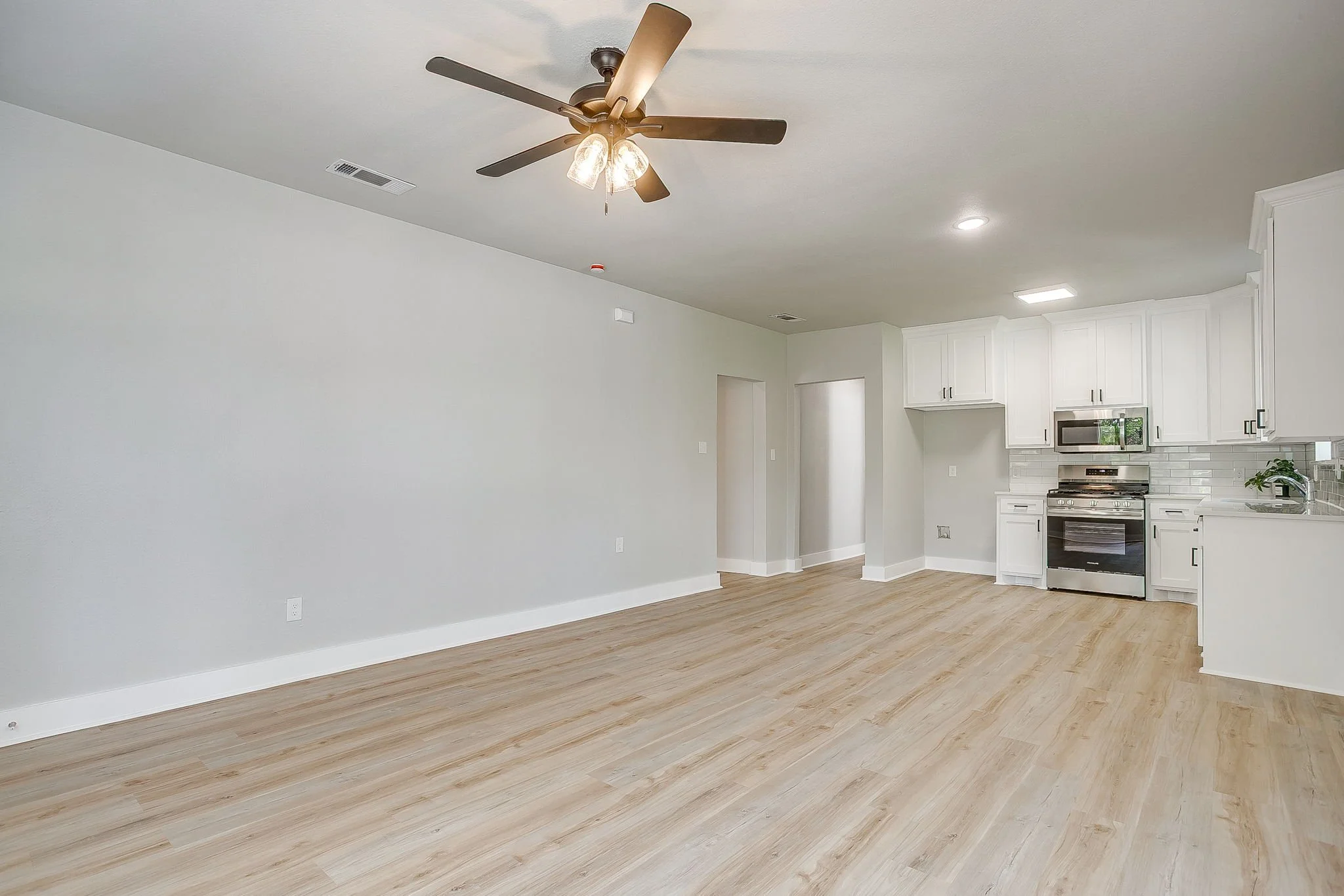 1621 Lincoln Ave (13 of 40).jpg